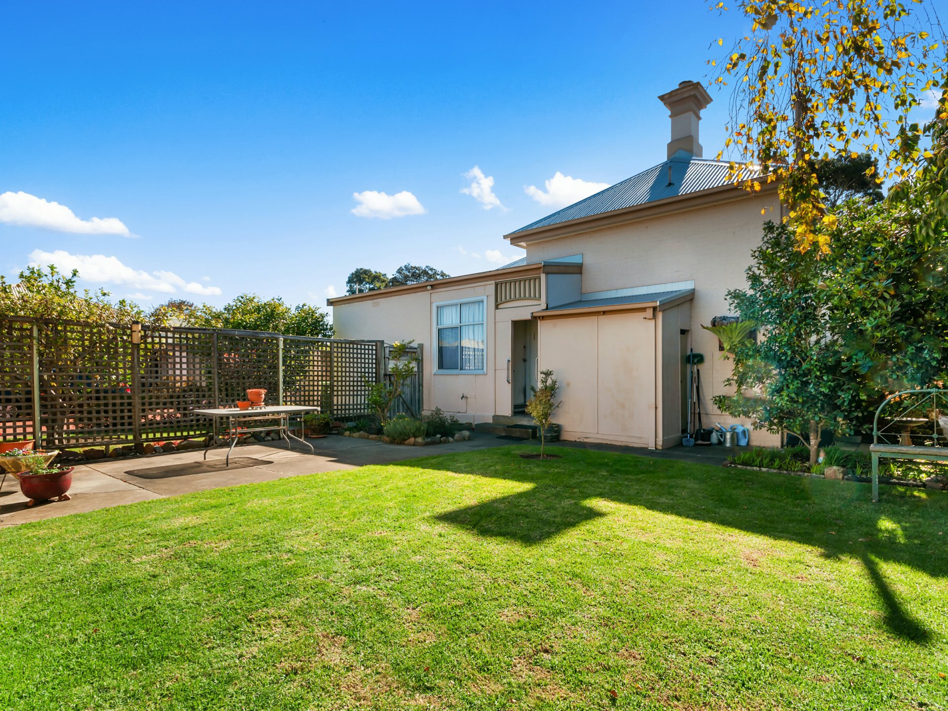 9 Pearson Street, BAIRNSDALE
