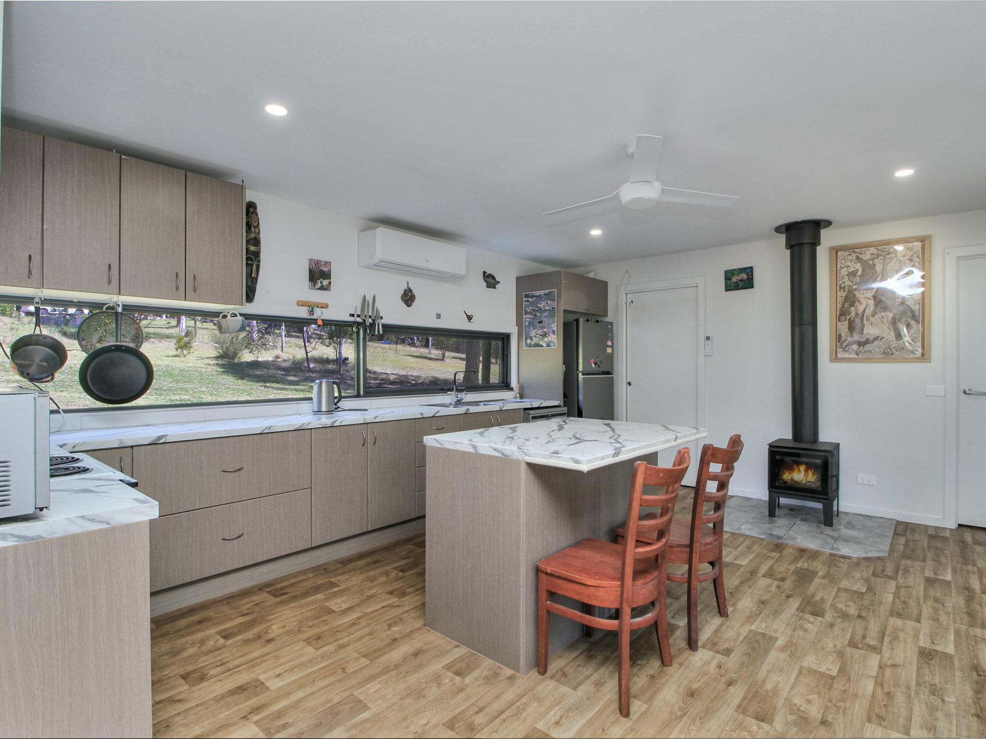 24 Gardam Court — photo 2 of 16