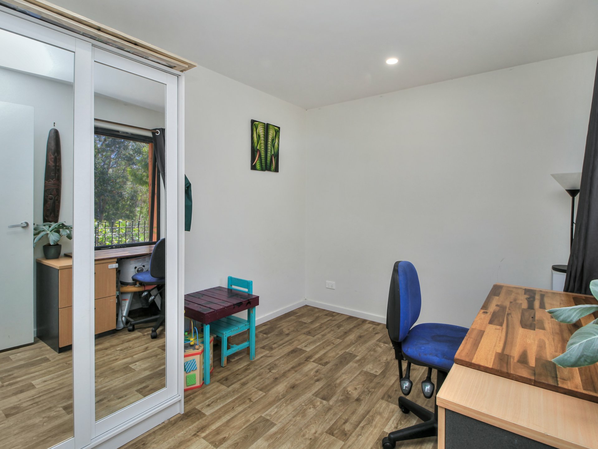 24 Gardam Court — photo 7 of 16