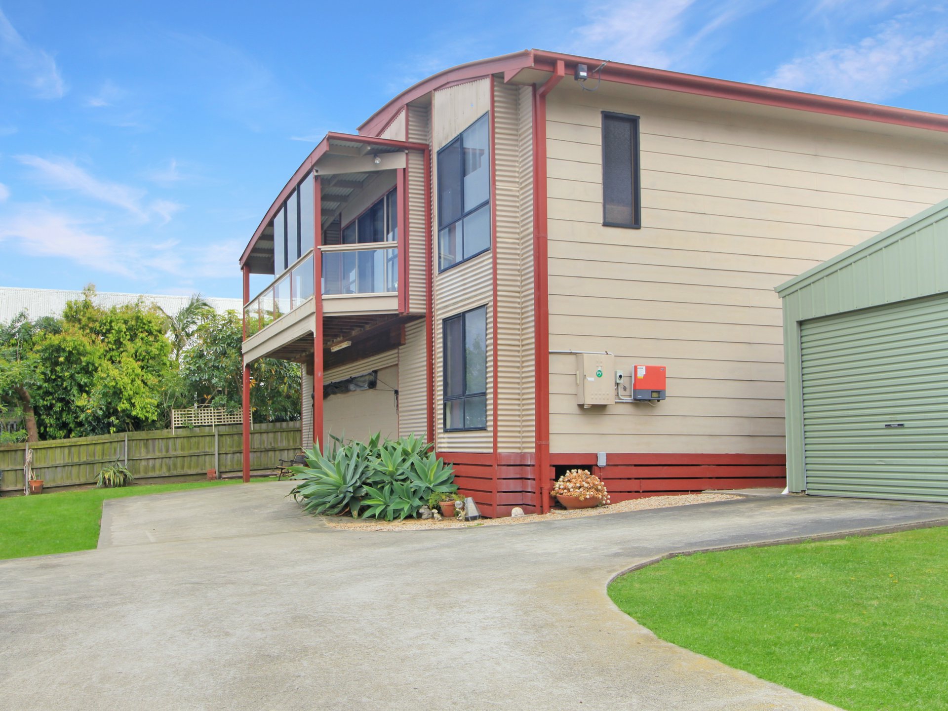 175 Princes Highway — photo from LJ Hooker Bairnsdale