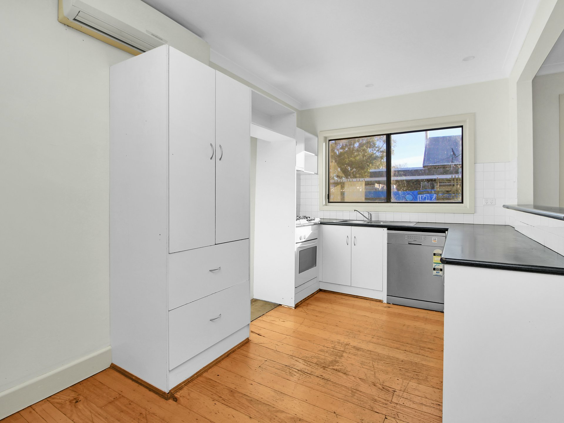 143 Main Road — photo 3 of 12