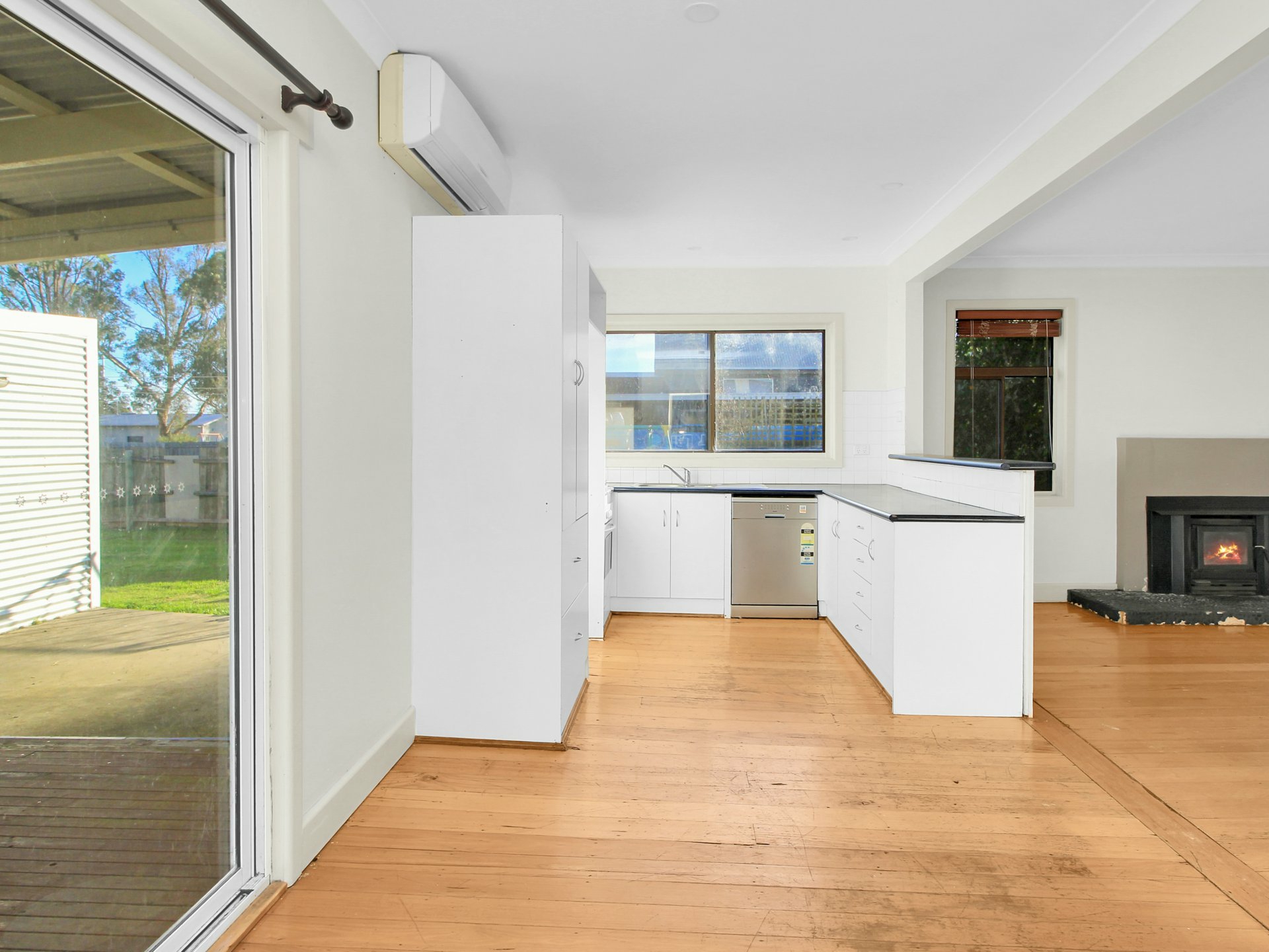 143 Main Road — photo 4 of 12