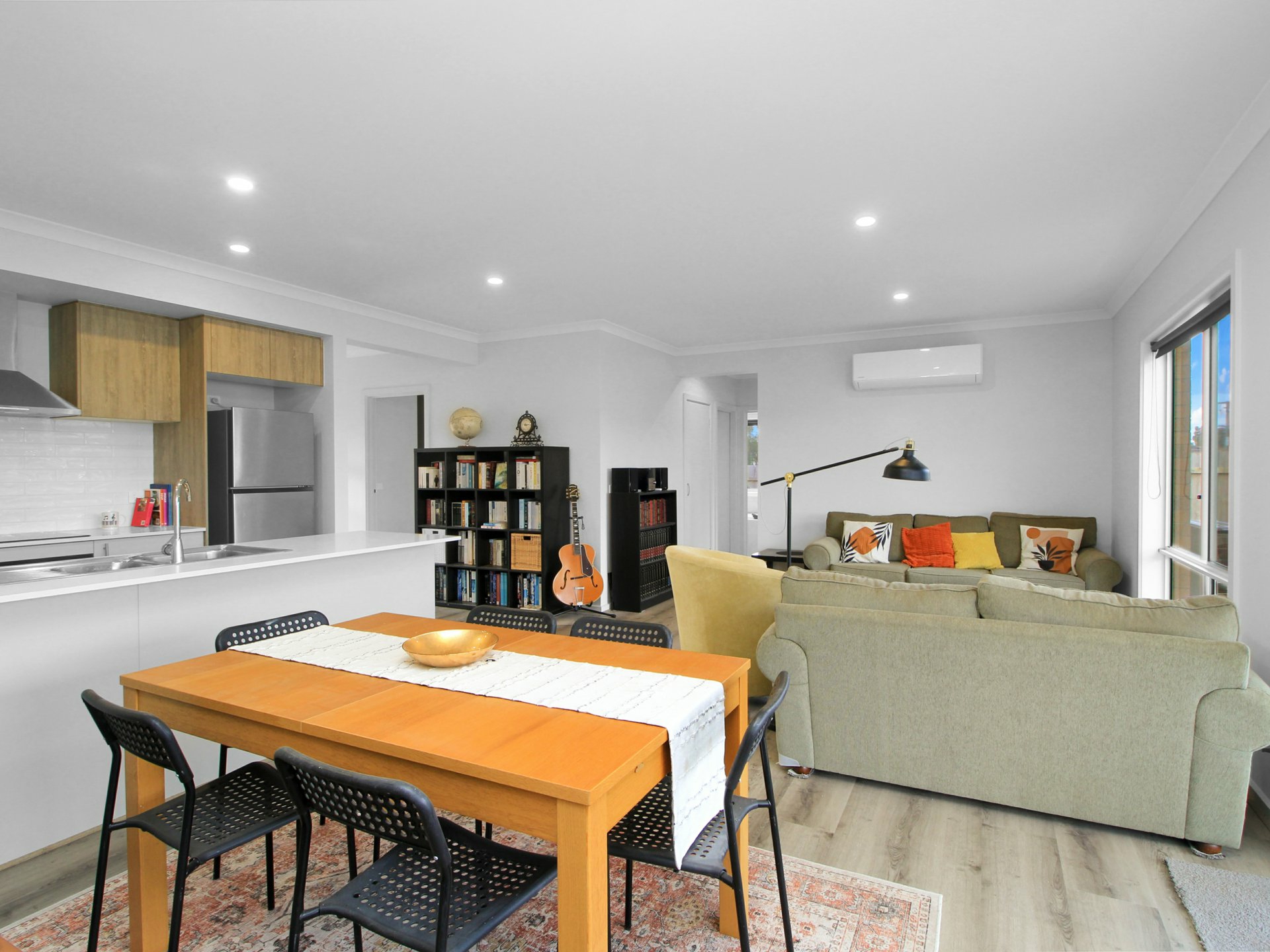 87 Crooke Street — photo 3 of 12