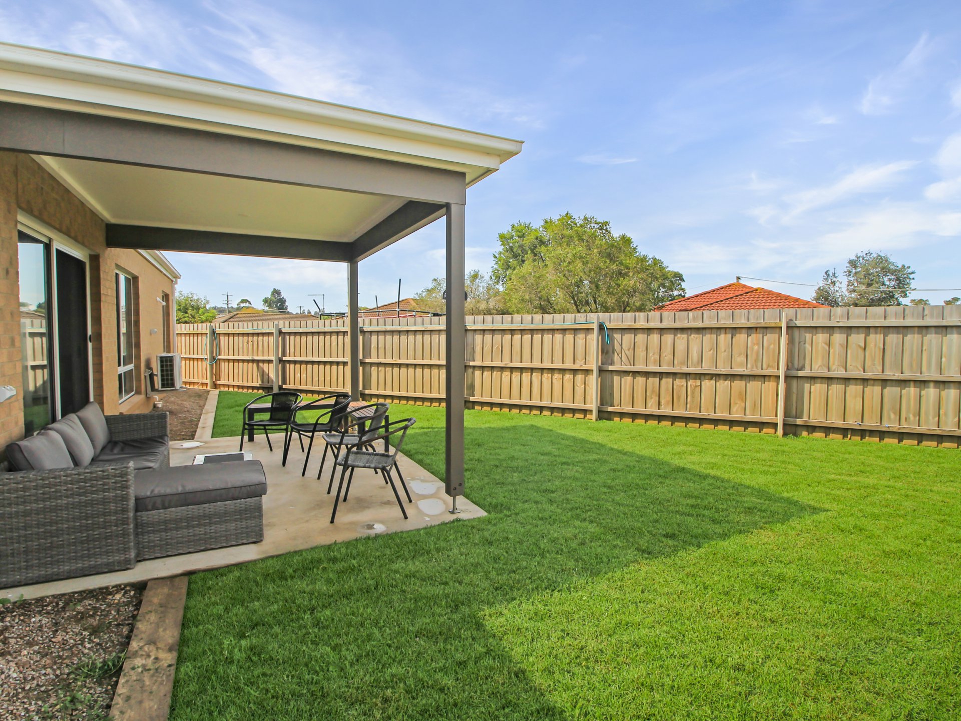 87 Crooke Street — photo 11 of 12