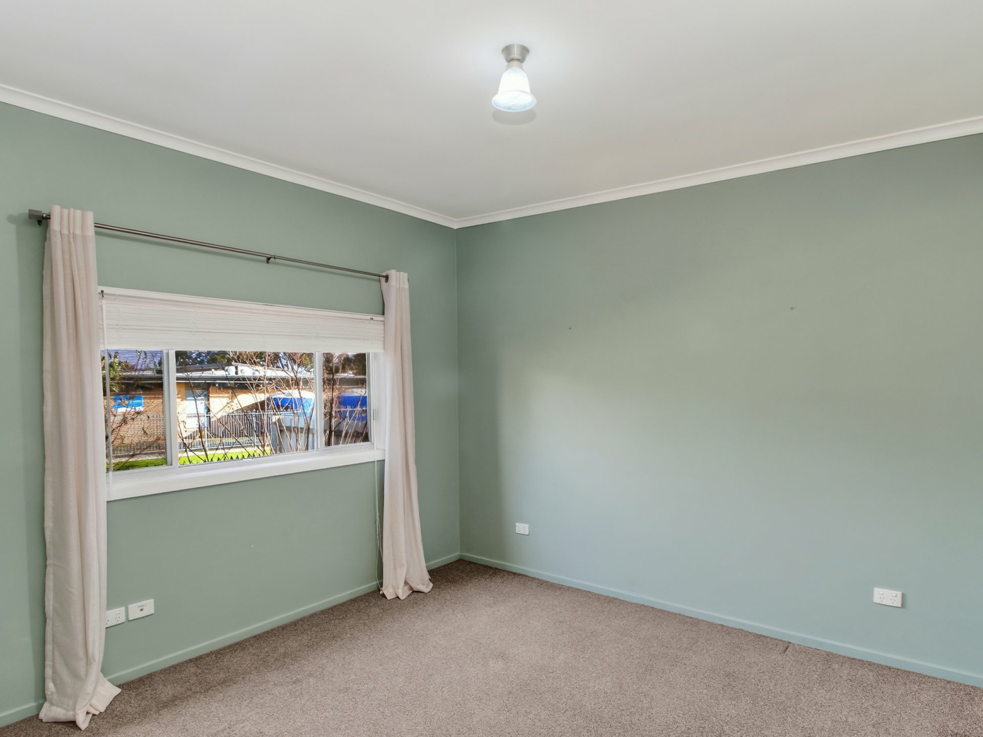 23 Cooma Street — photo 11 of 21