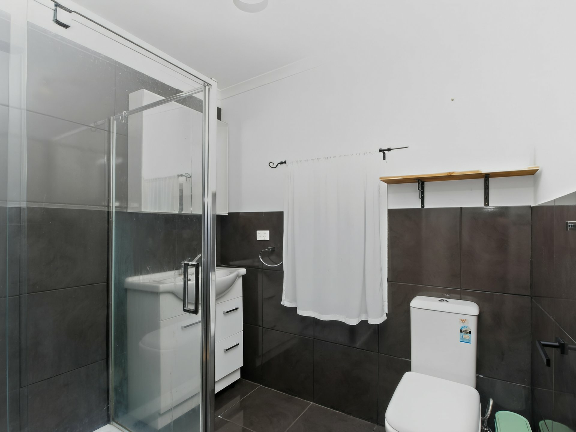 23 Cooma Street — photo 12 of 21