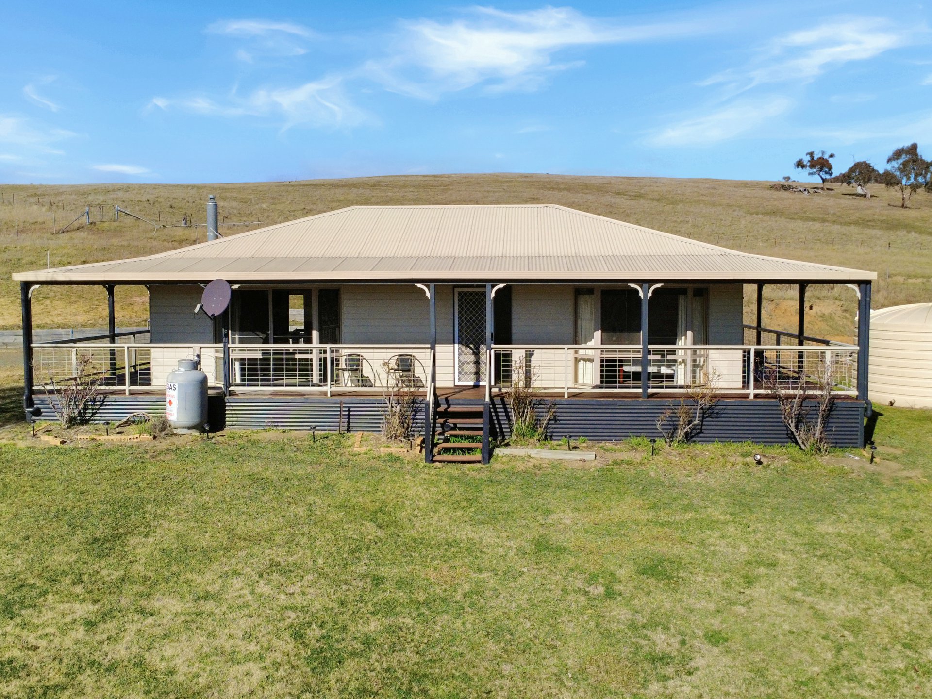 9345 Great Alpine Road — photo from LJ Hooker Bairnsdale