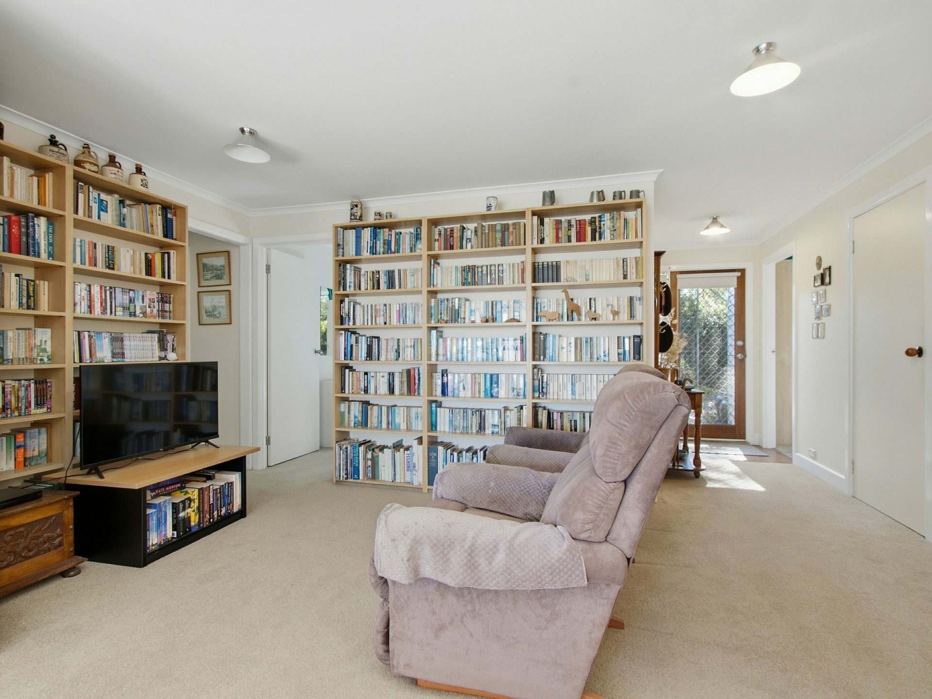 60 Crooke Street — photo 10 of 21