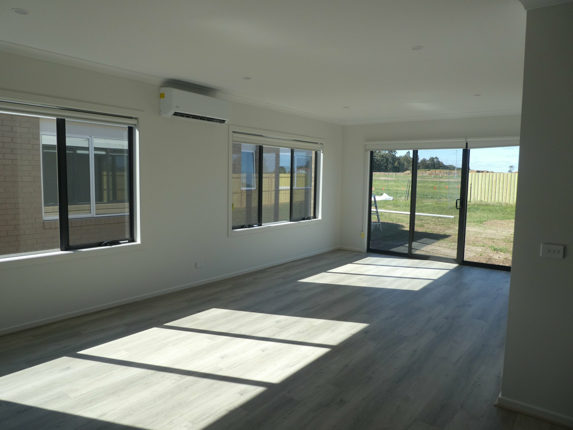 12 Rose Court — photo 2 of 6