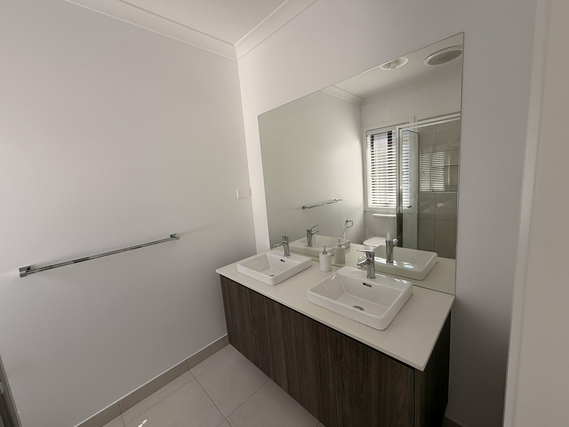 14a Ilfracombe Way — photo 5 of 10