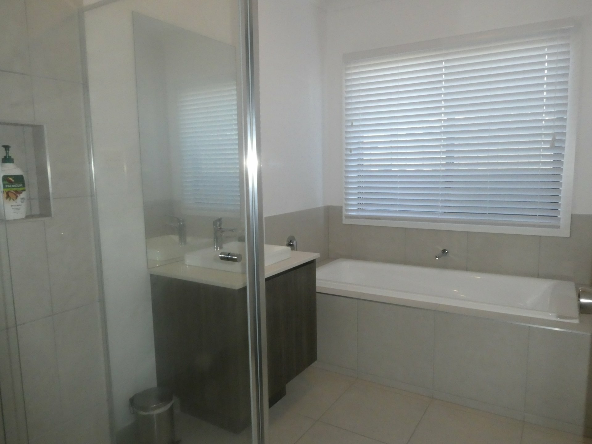 14a Ilfracombe Way — photo 8 of 10