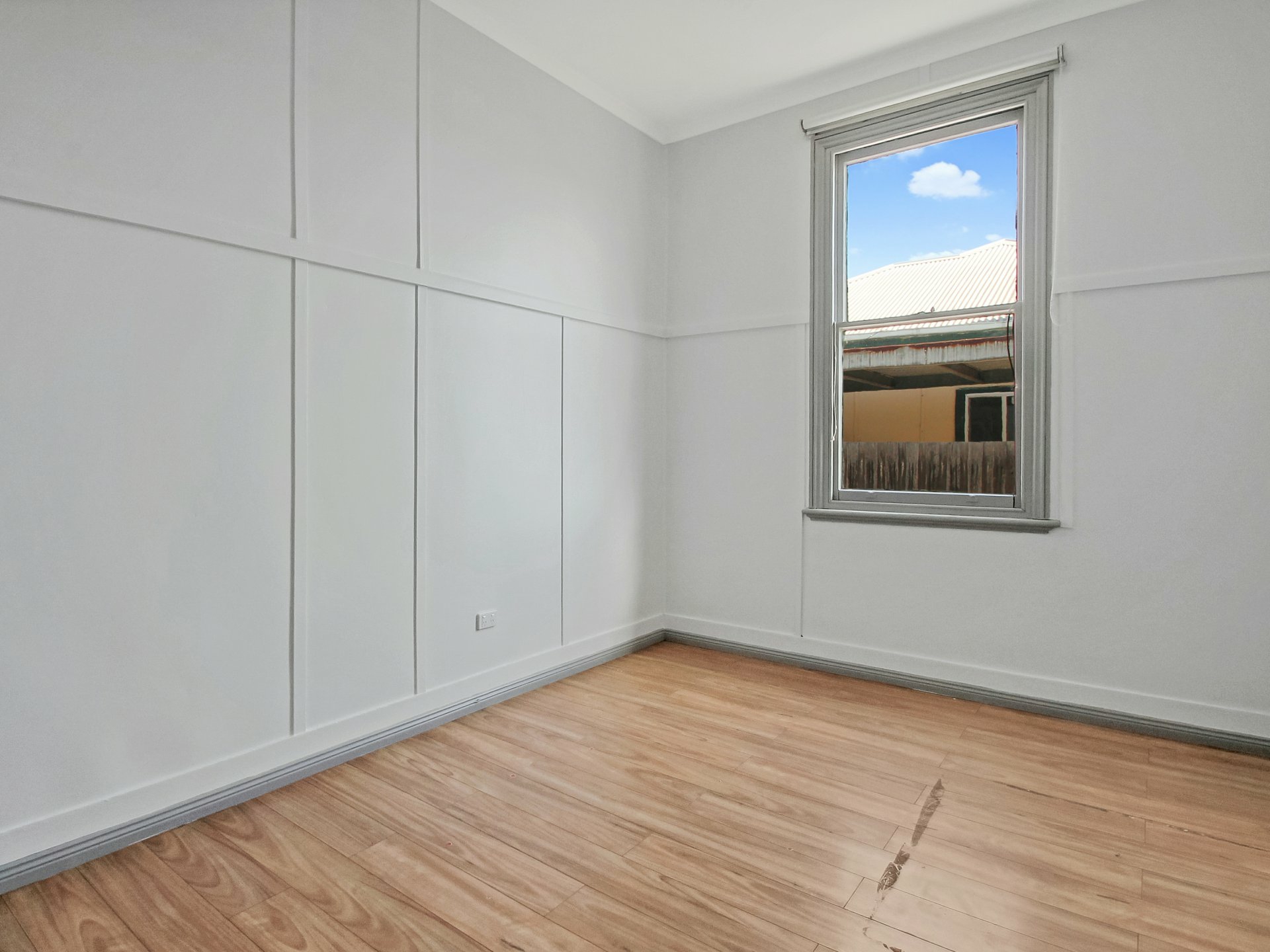 202 Macleod Street — photo 7 of 19