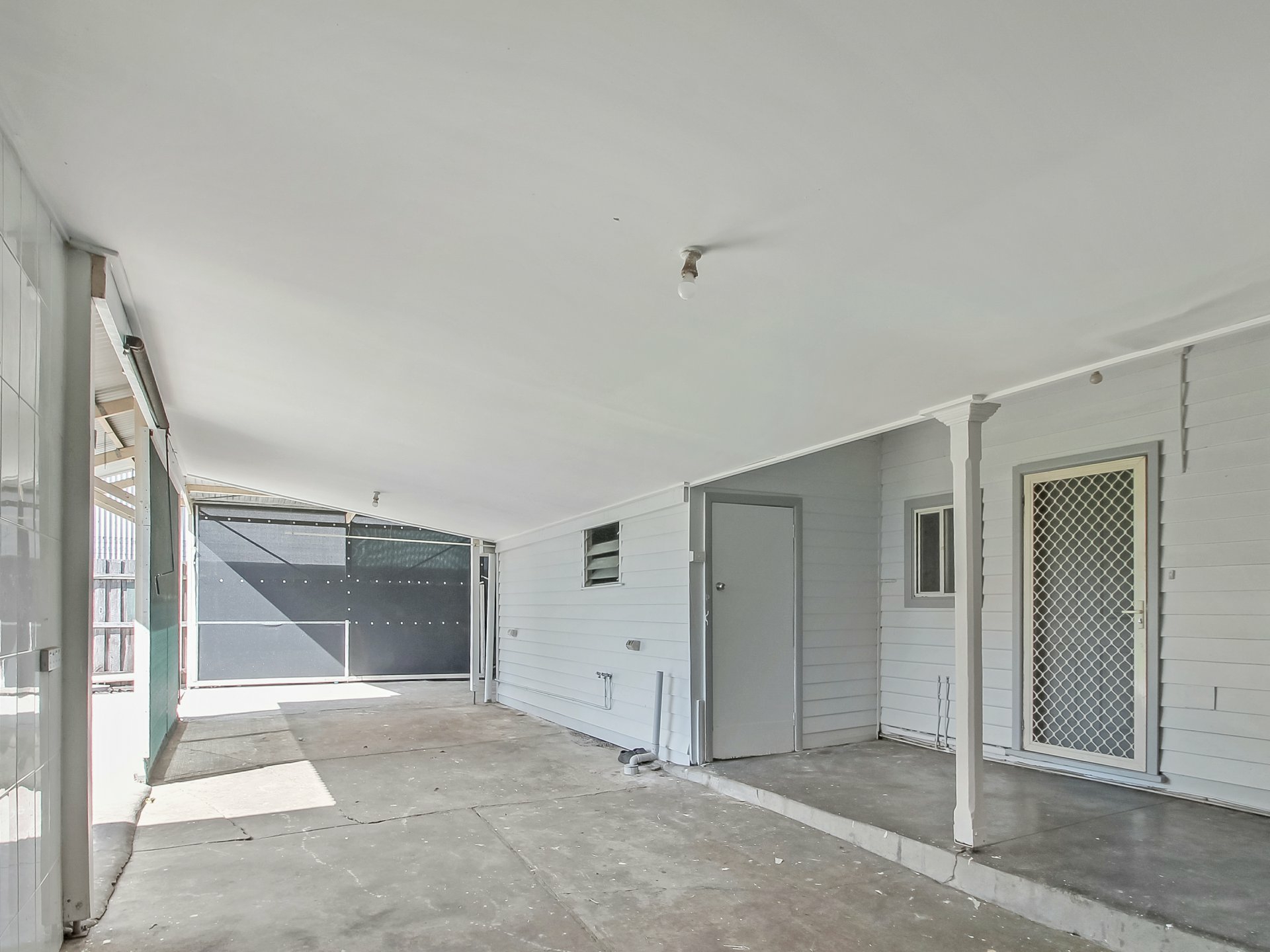 202 Macleod Street — photo 15 of 19