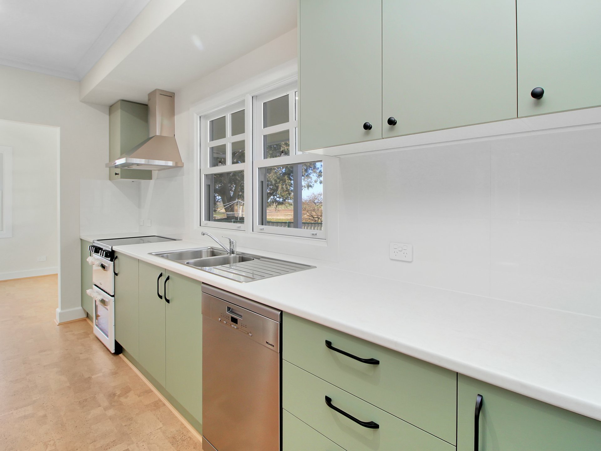 37 Rupert Street — photo 3 of 17