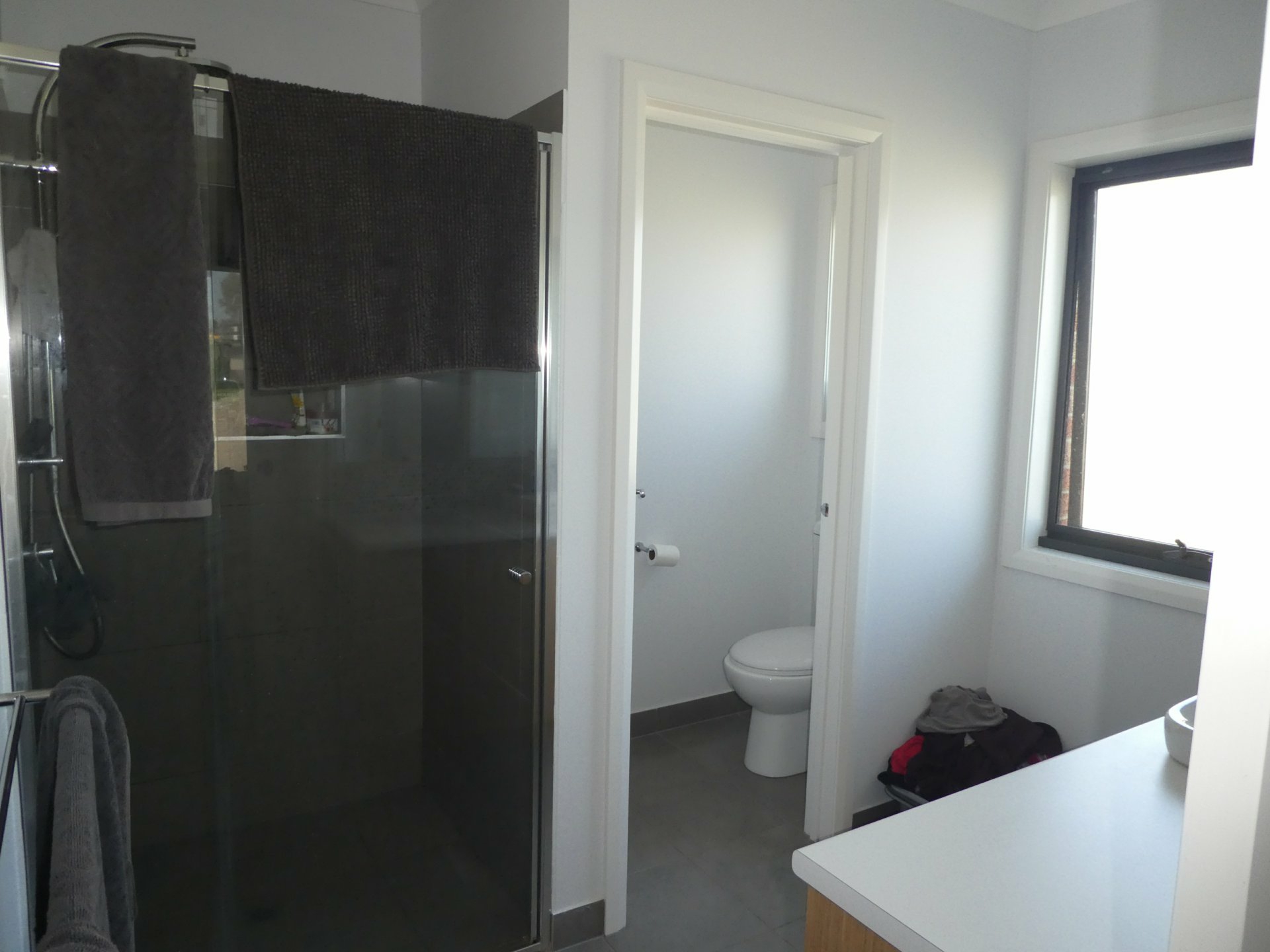 52 Parkside Drive — photo 2 of 8