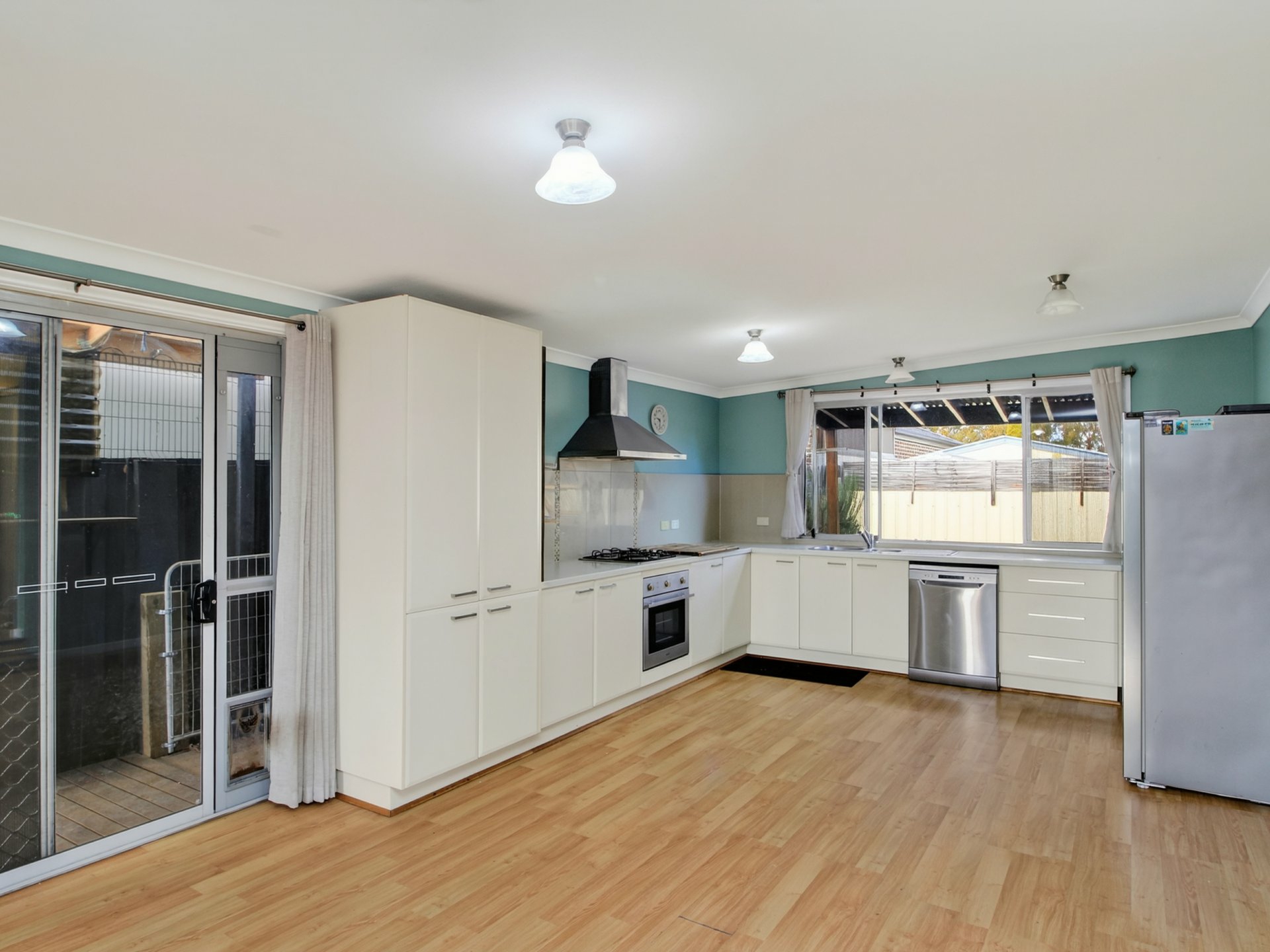 23 Cooma Street — photo 4 of 11