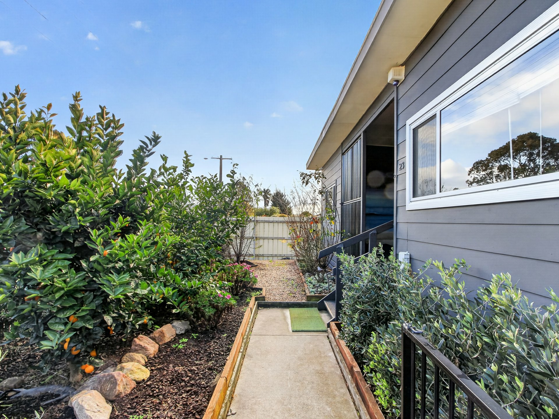 23 Cooma Street — photo 8 of 11