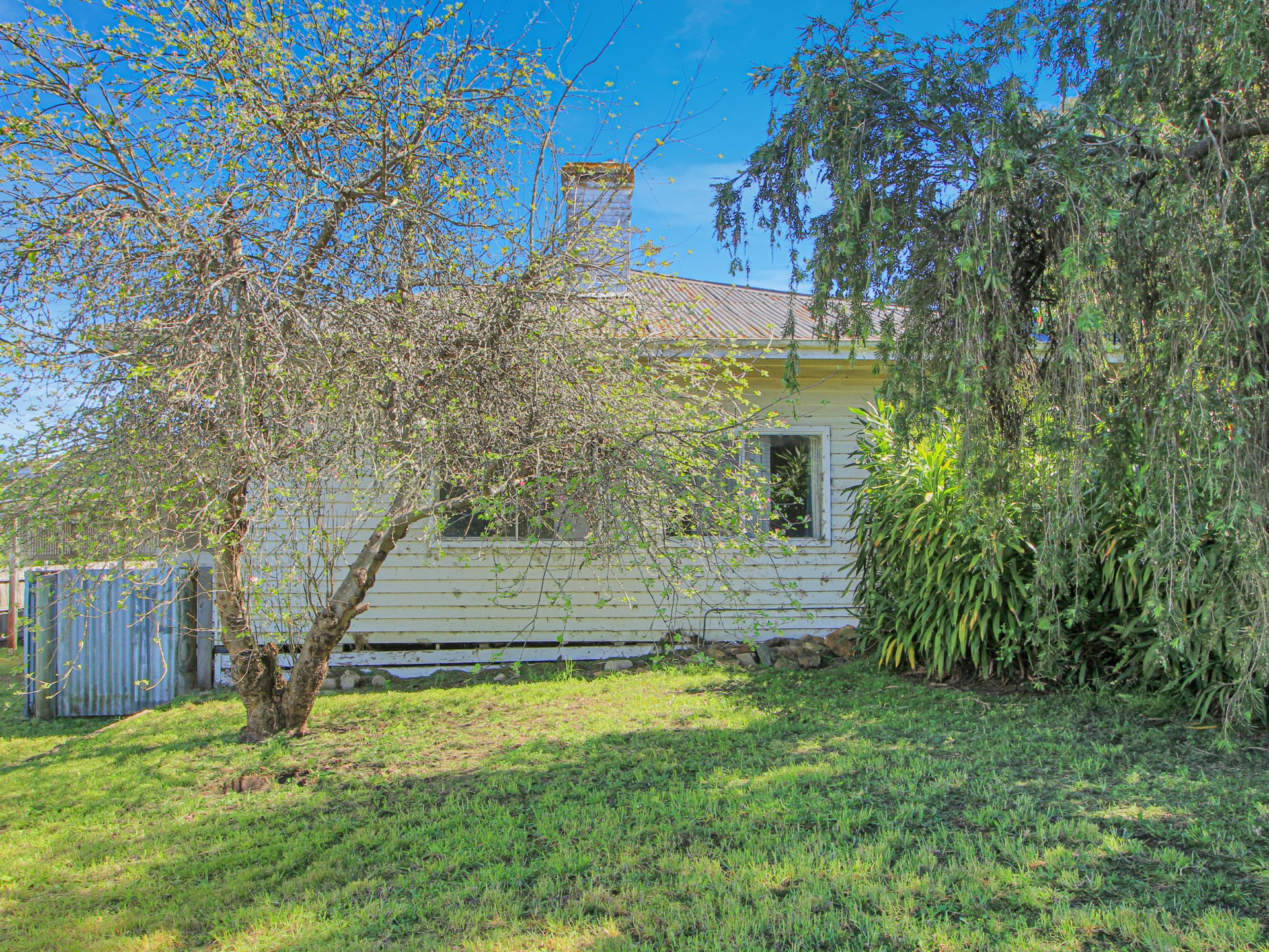 61 Great Alpine Road — photo from LJ Hooker Bairnsdale