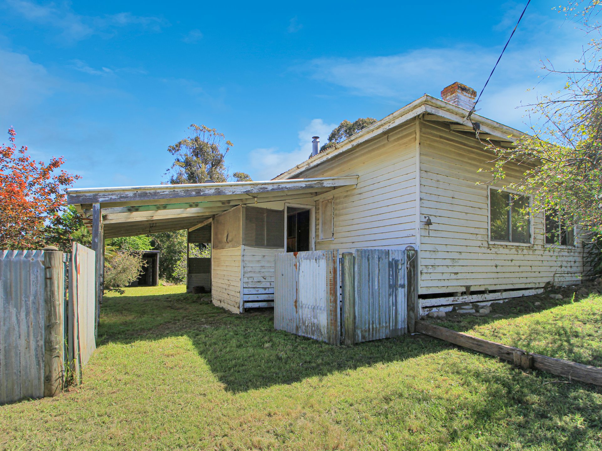 61 Great Alpine Road — photo 3 of 15