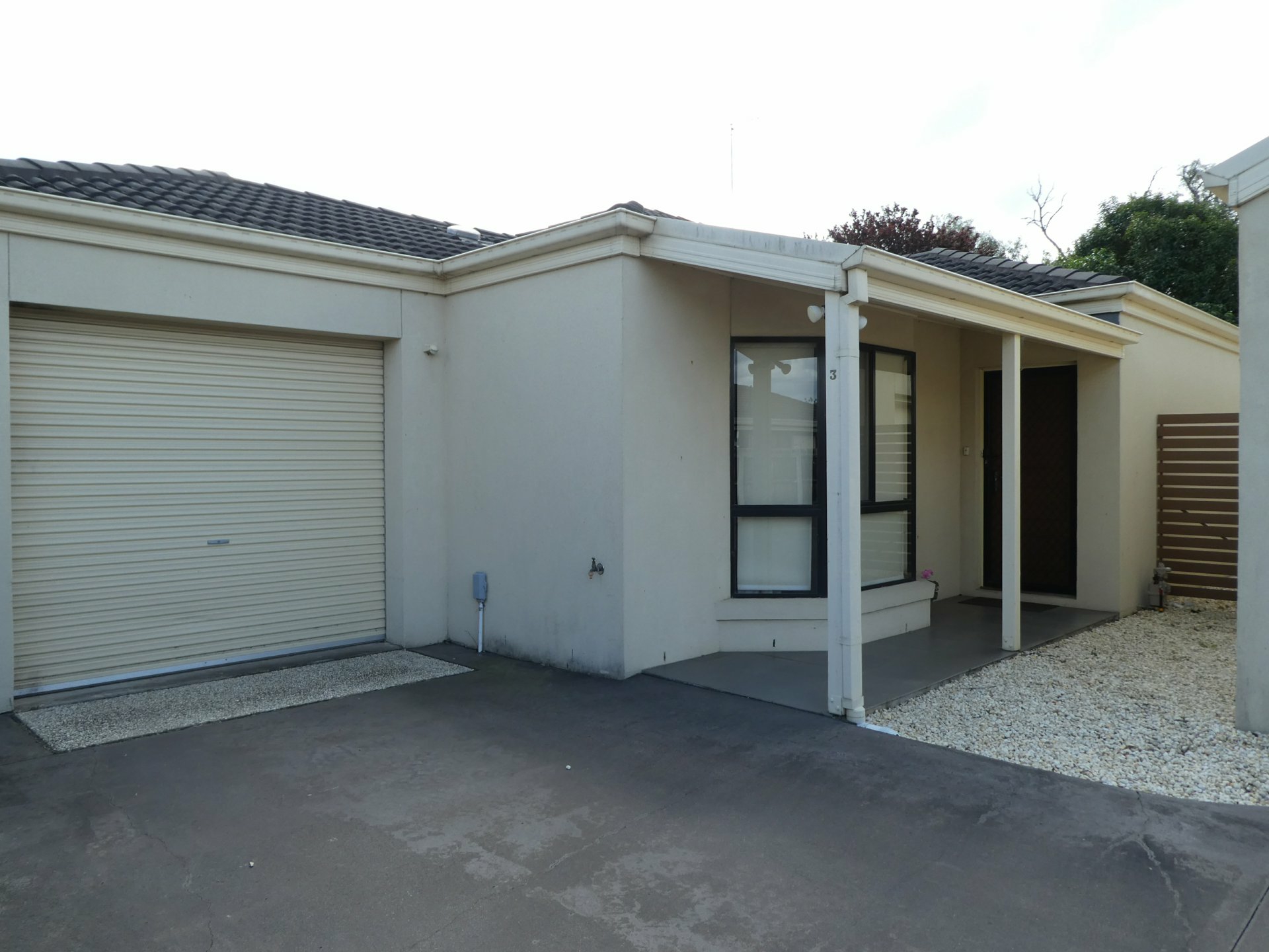 3/28 Anderson Street — photo from LJ Hooker Bairnsdale