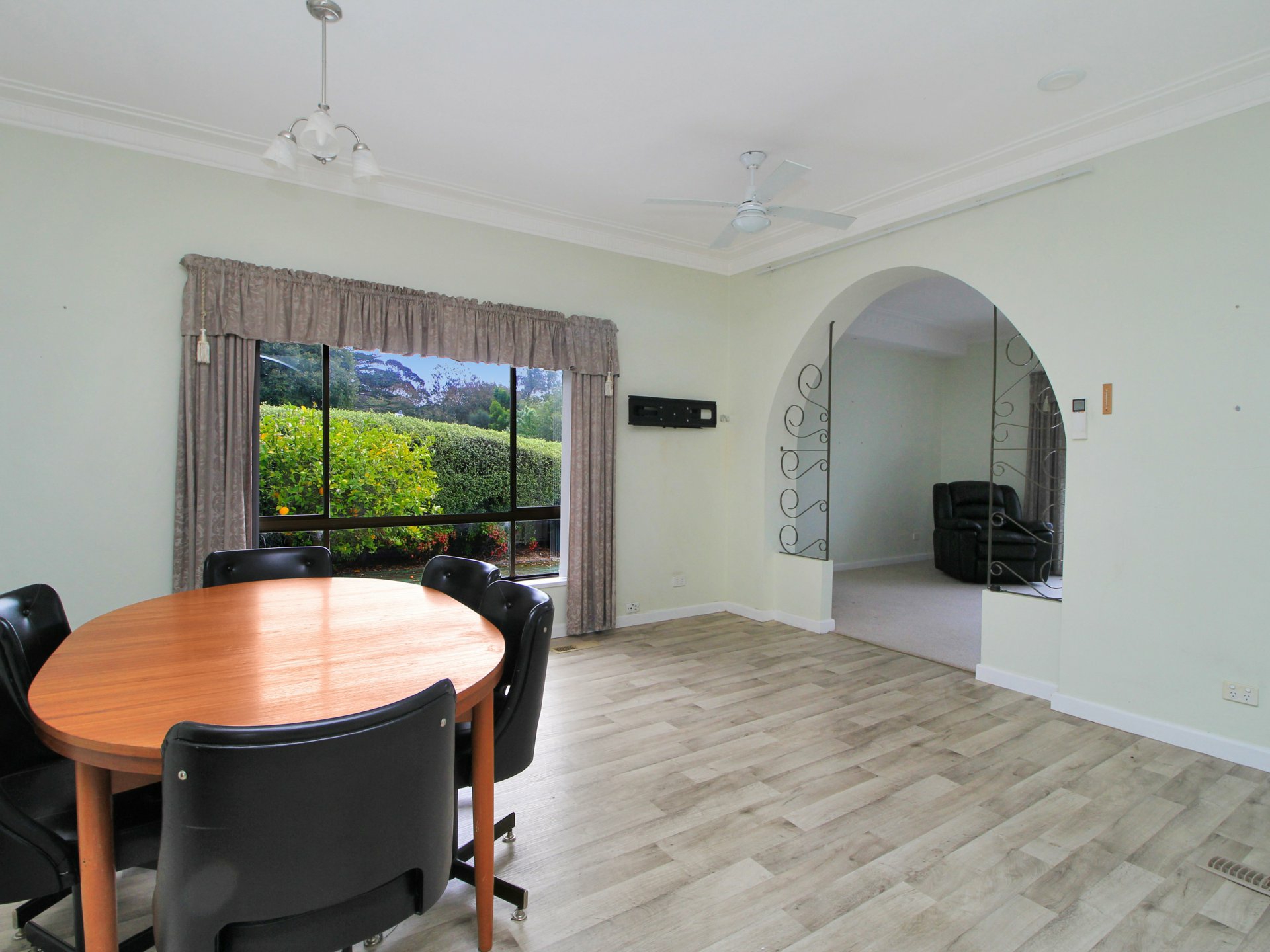 21 Riverine Street — photo 2 of 16