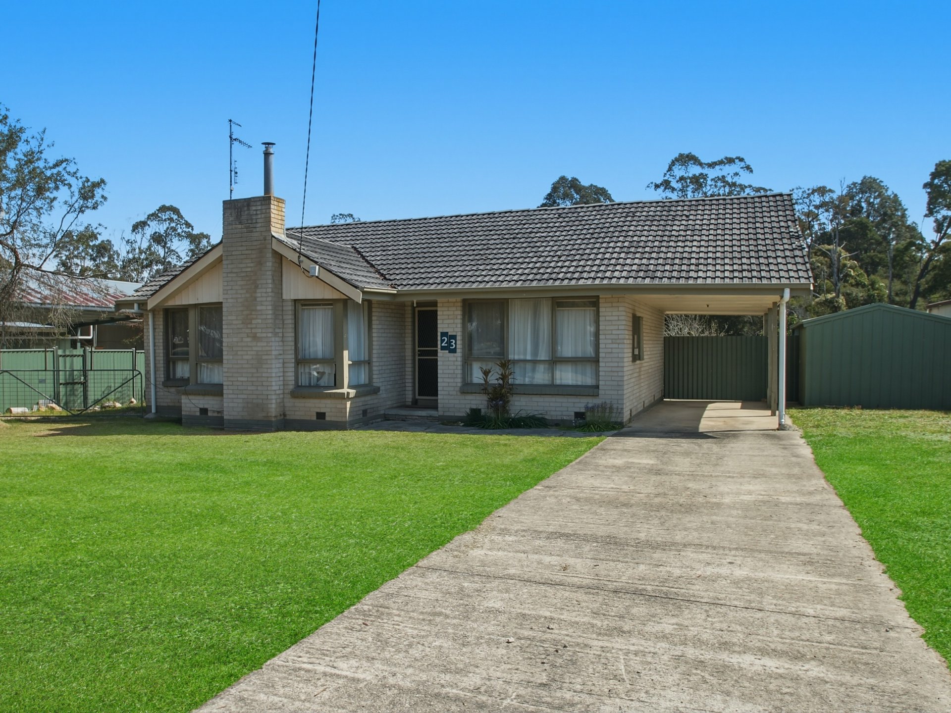 23 Monaro Highway — photo 11 of 11
