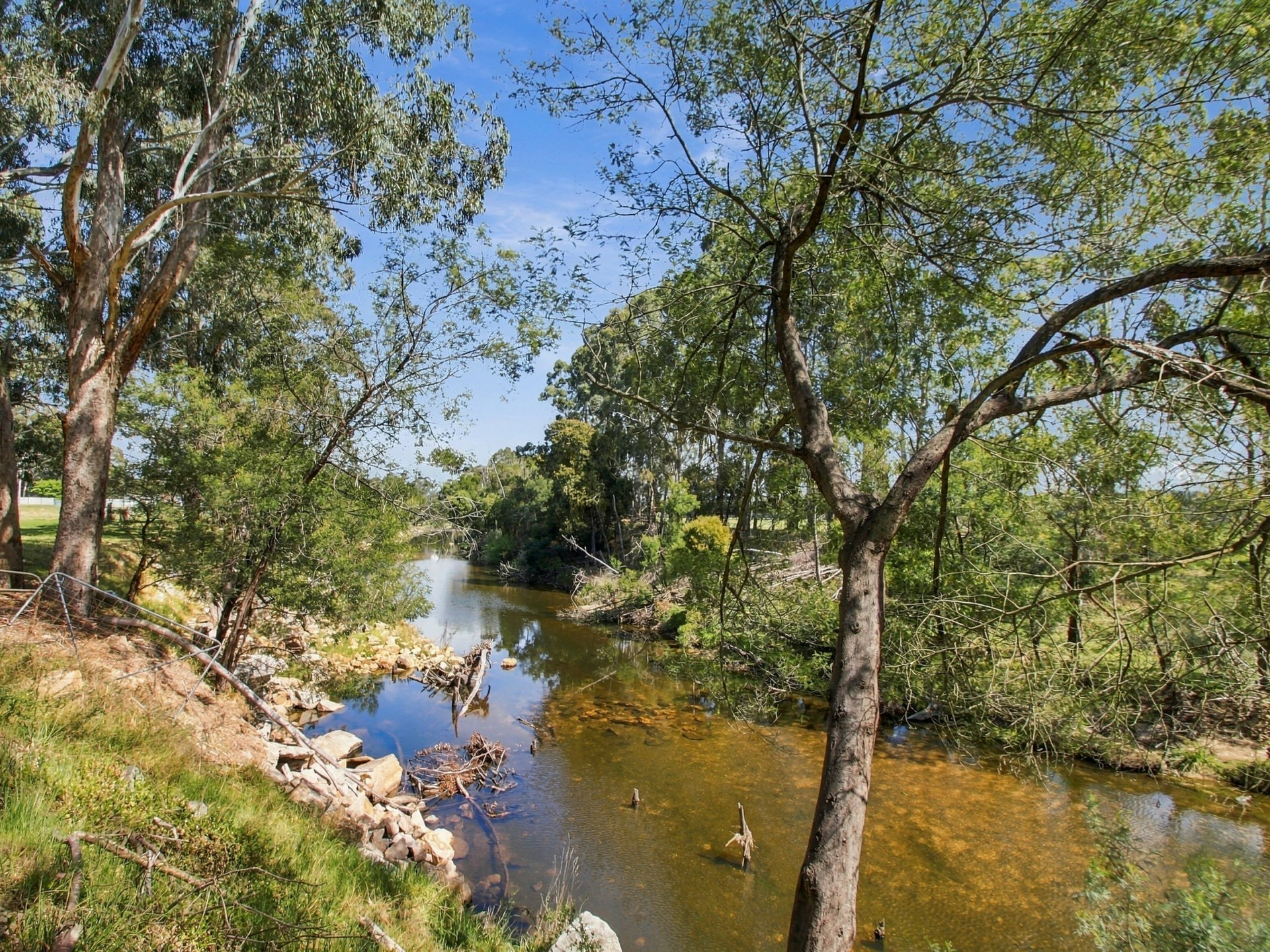 325 Monaro Highway — photo 9 of 11