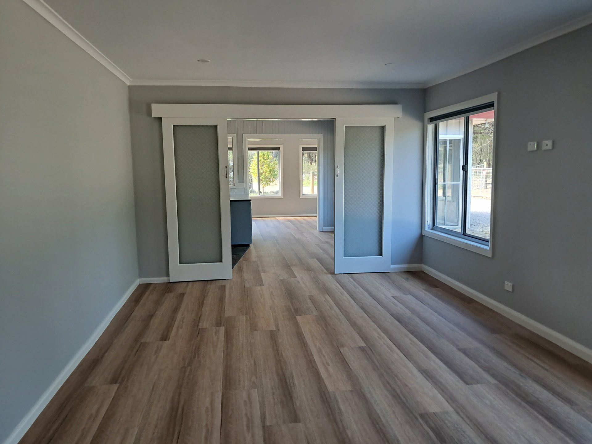 615 Mount Lookout Road — photo 8 of 12