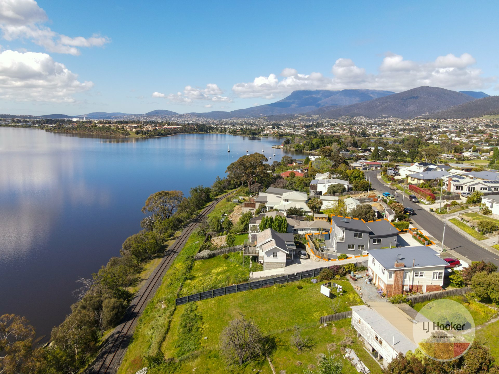 23A Wendourie Parade, AUSTINS FERRY