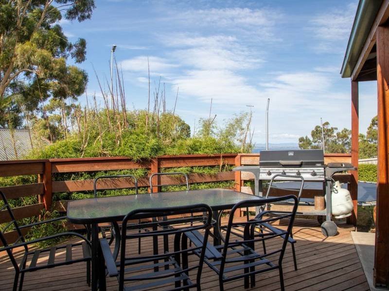 7 Sandra Drive, BLACKMANS BAY