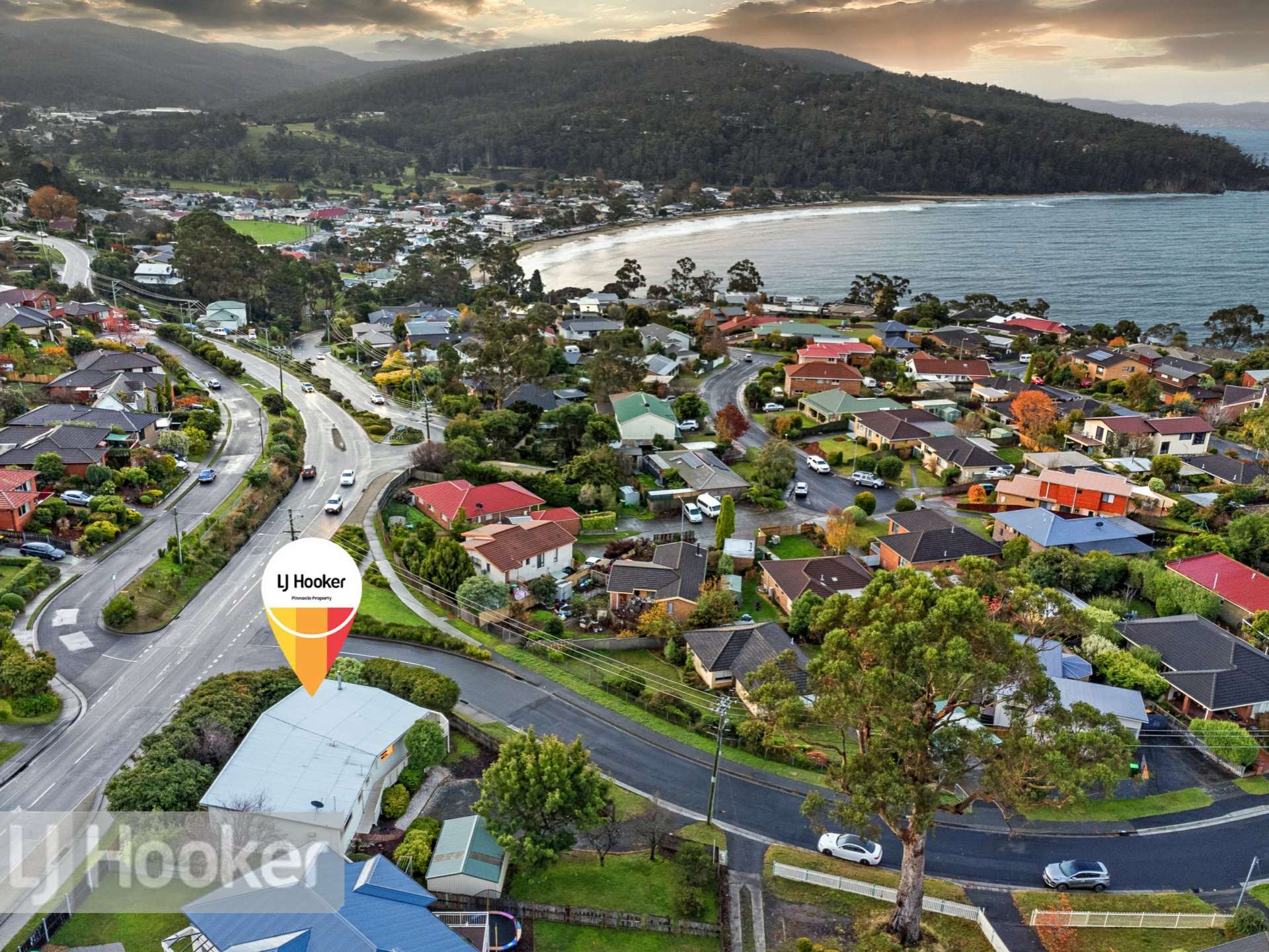 76 Roslyn Avenue, KINGSTON BEACH