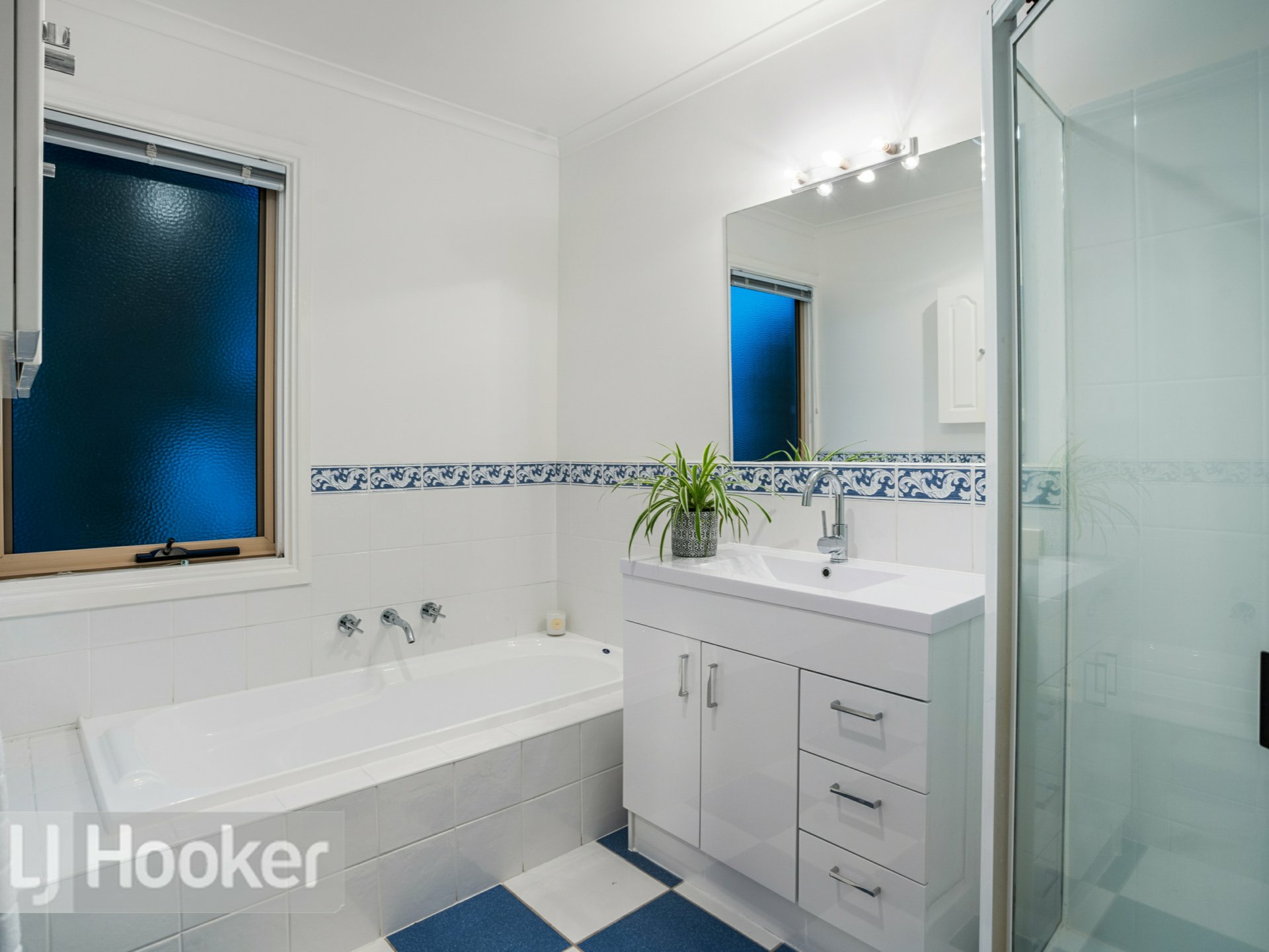 76 Roslyn Avenue, KINGSTON BEACH