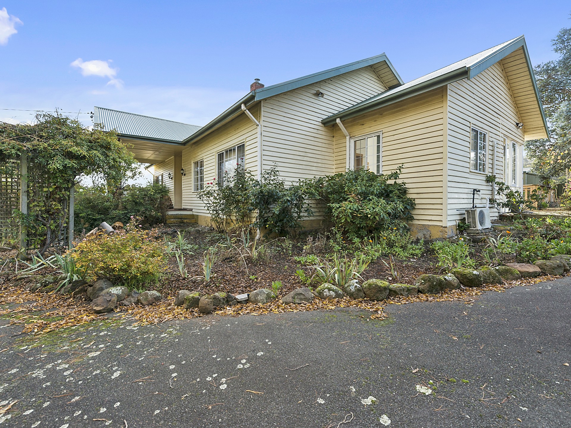 880 Ellendale Road, ELLENDALE