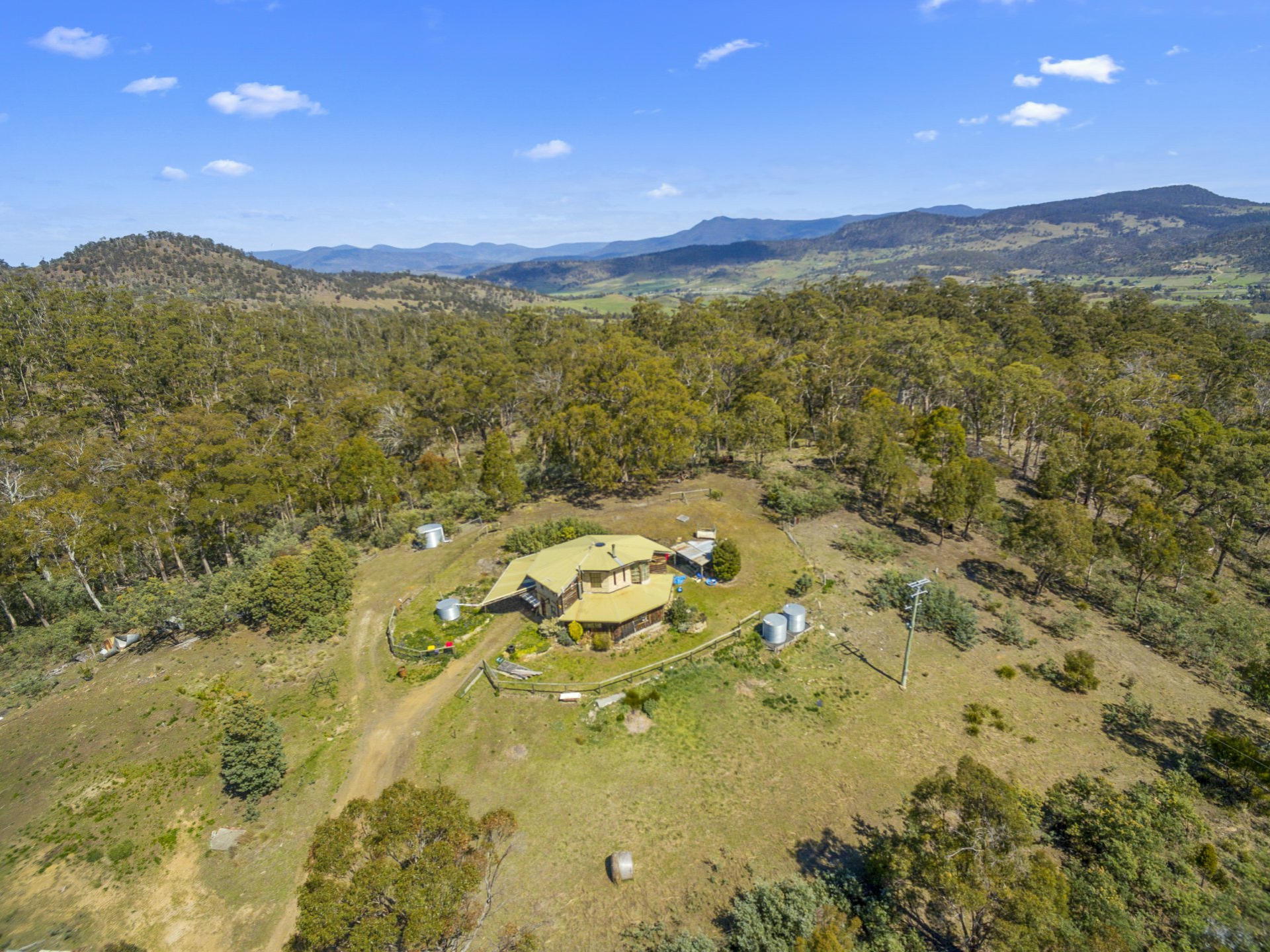 466 East Bagdad Road, BAGDAD