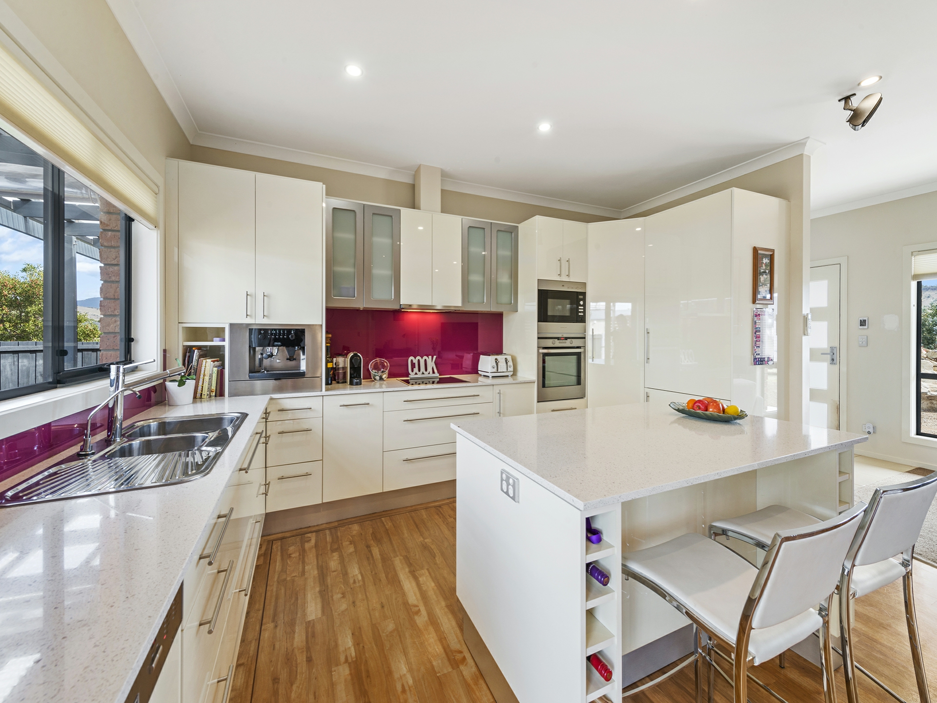 16 Alec Campbell Drive, BRIGHTON