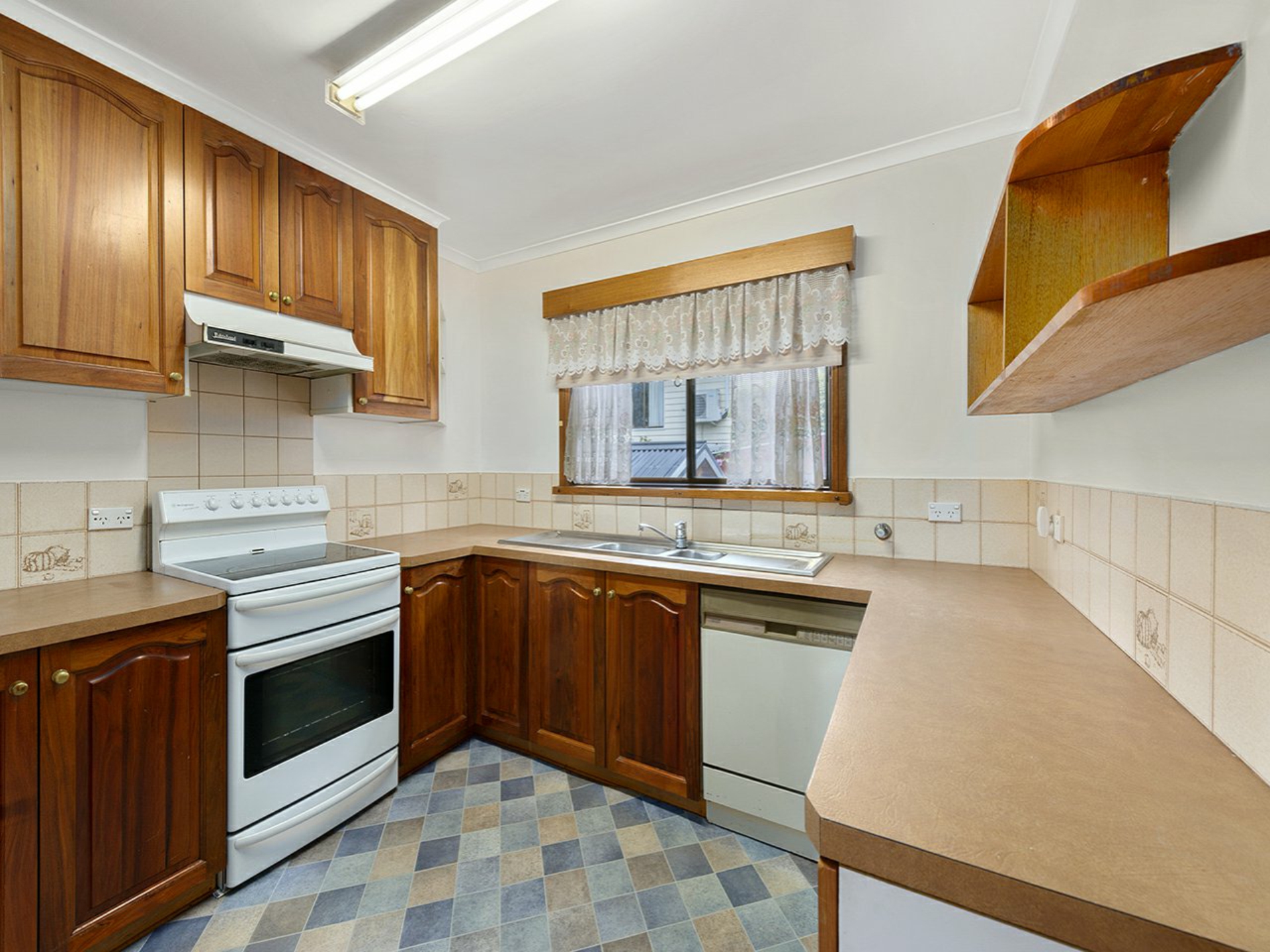 106 Marlyn Road, SOUTH HOBART