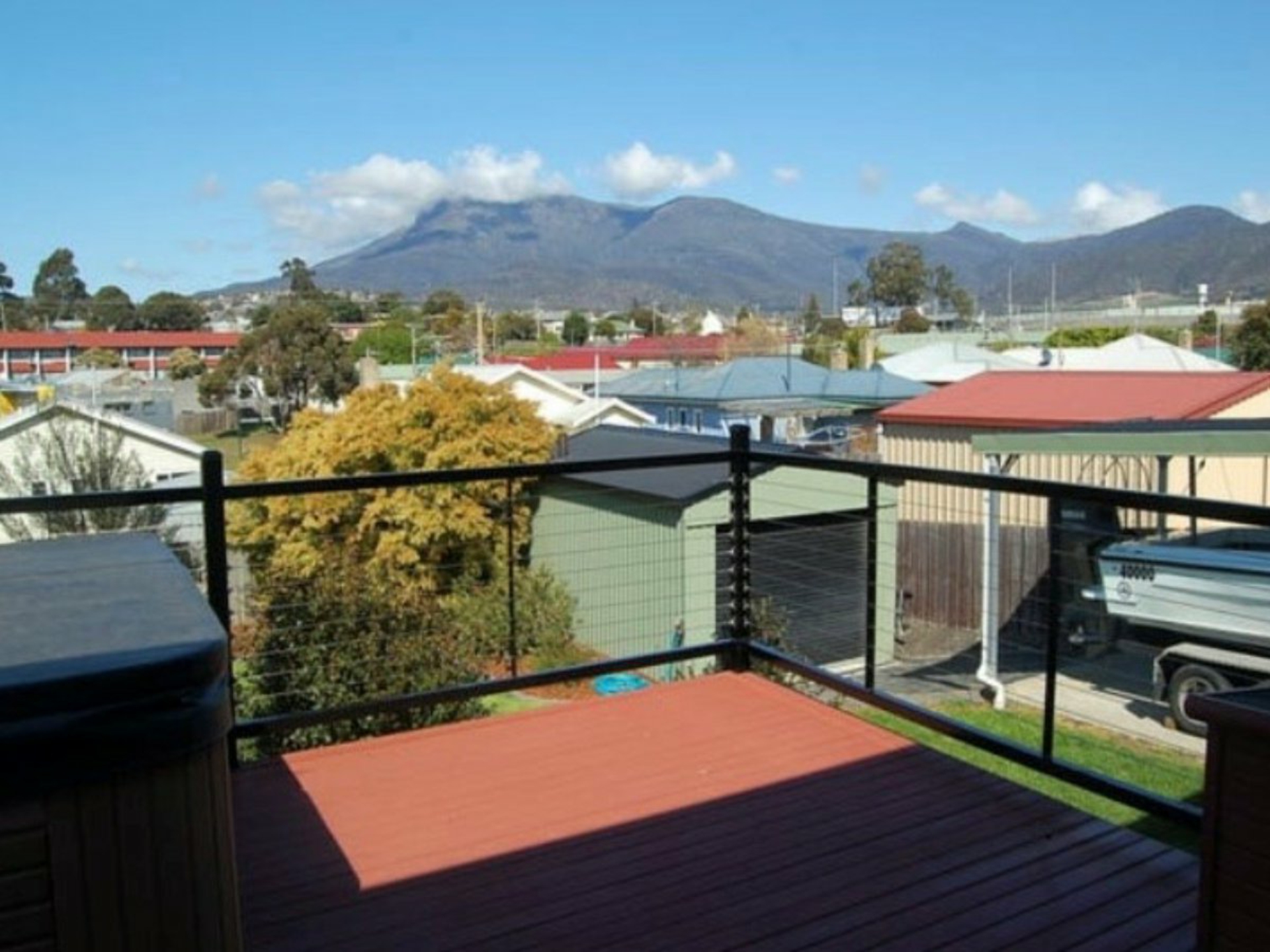 23 Renfrew Circle, GOODWOOD