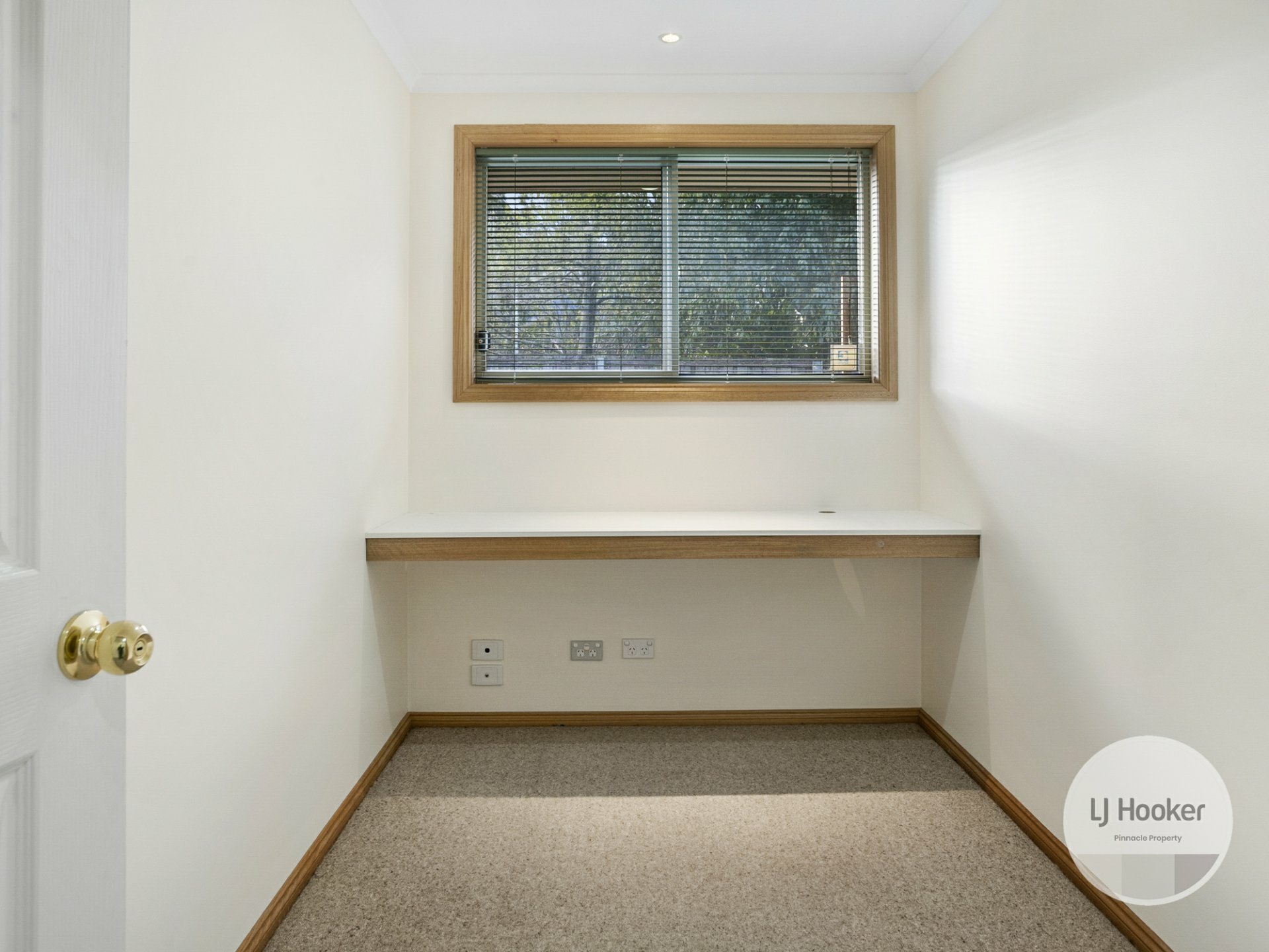 1 Iris Court, KINGSTON