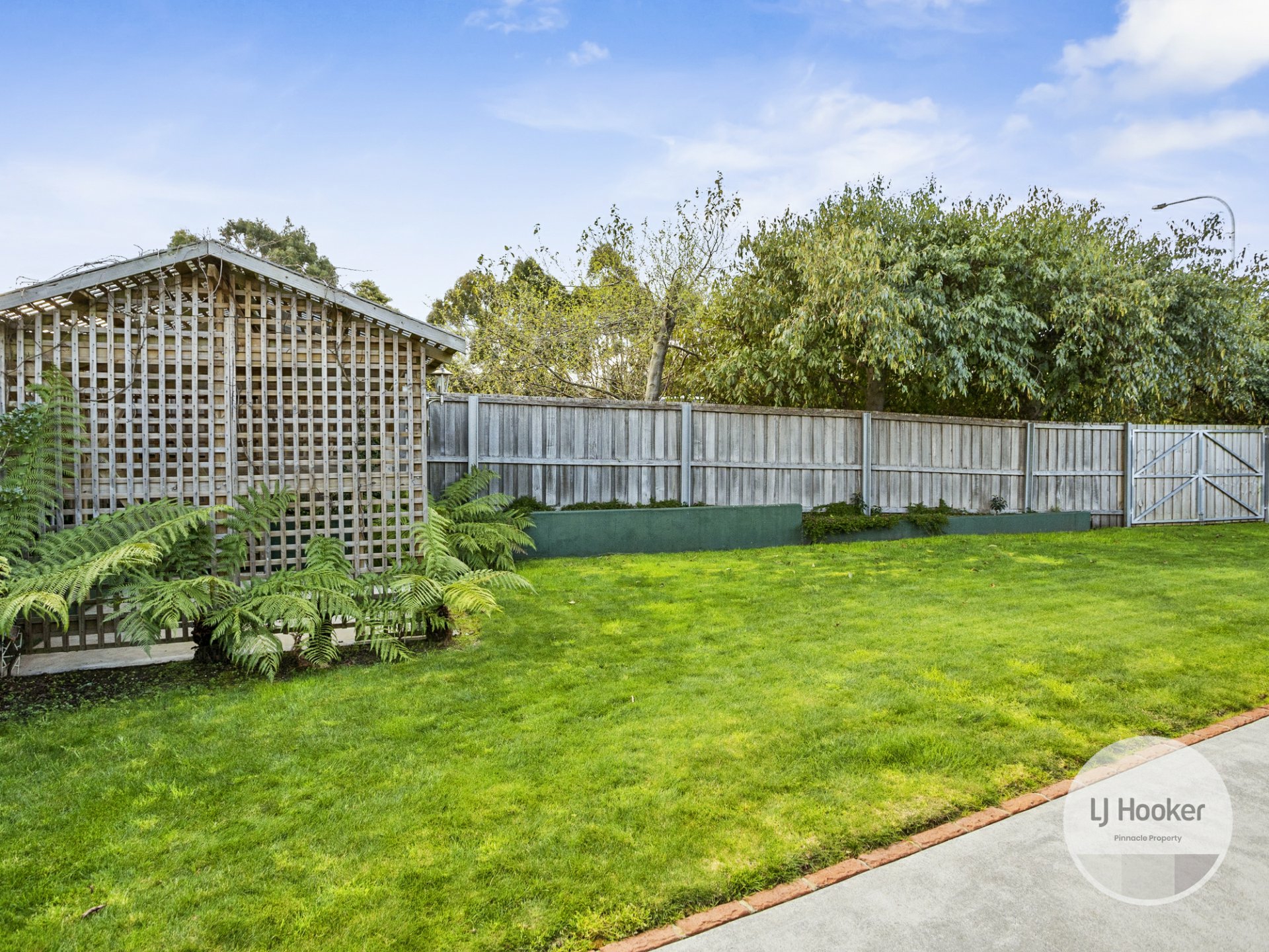 1 Iris Court, KINGSTON