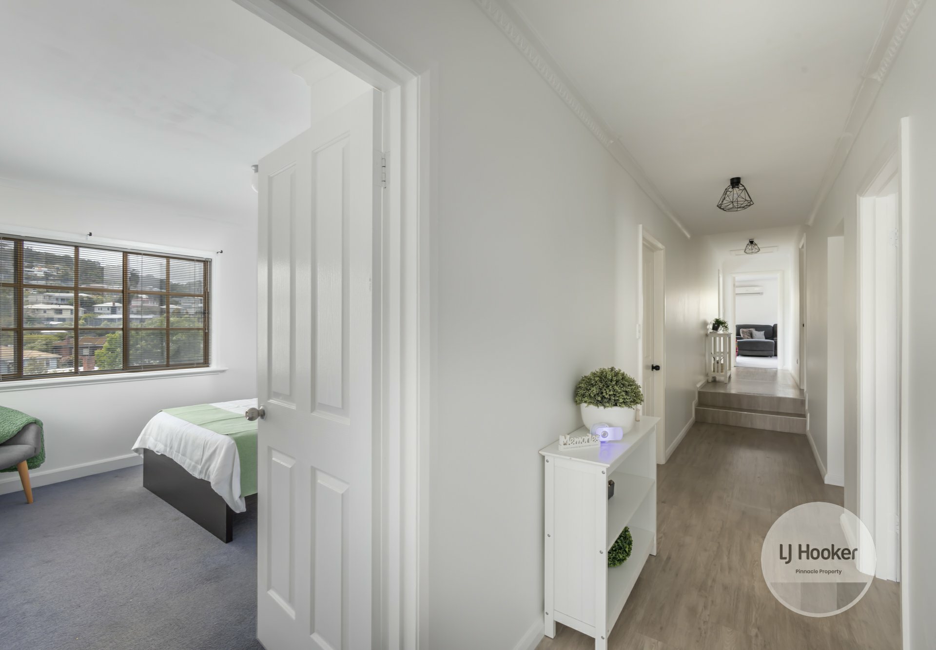 8 Broad Street, LINDISFARNE