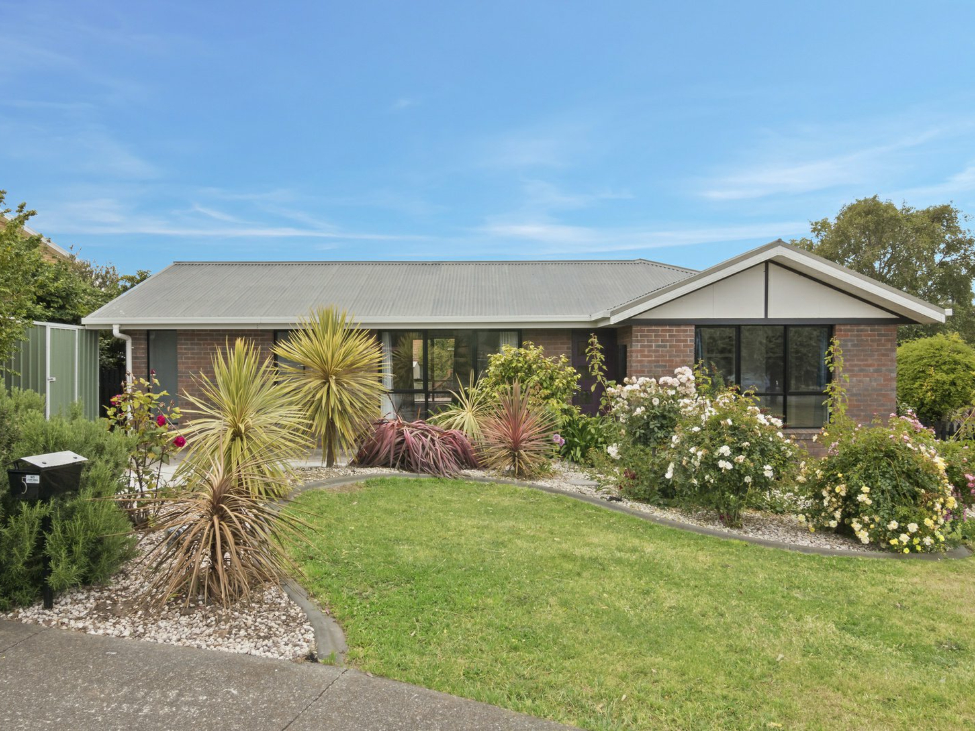 5 Charles Eaton Court, HUNTINGFIELD