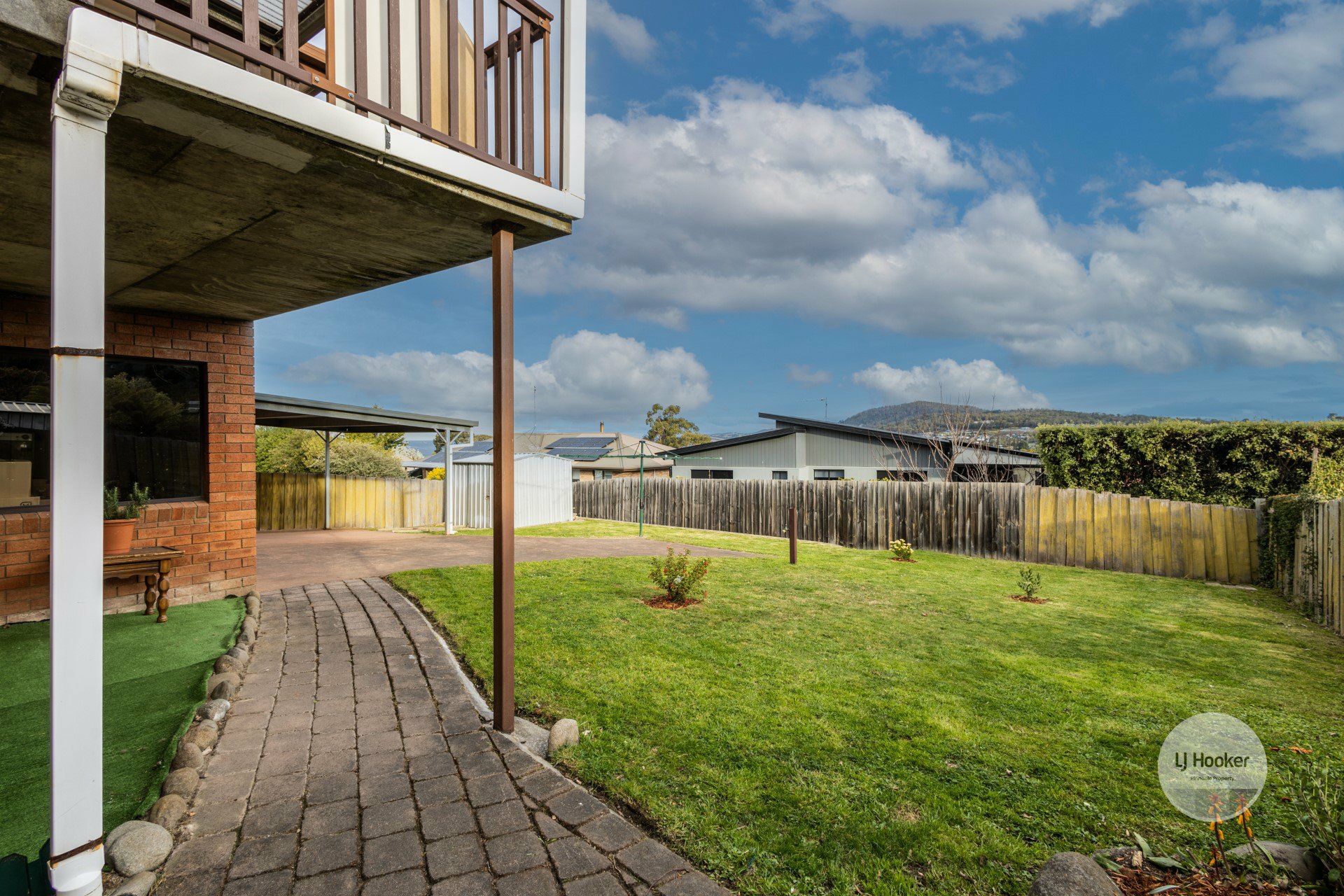 12 Stirling Ave, BLACKMANS BAY