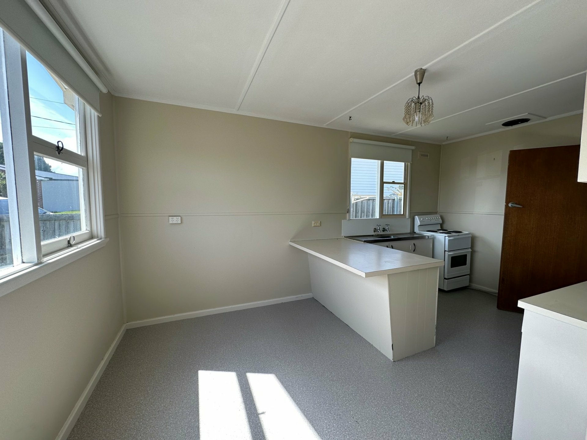 25 Spring Street, CLAREMONT