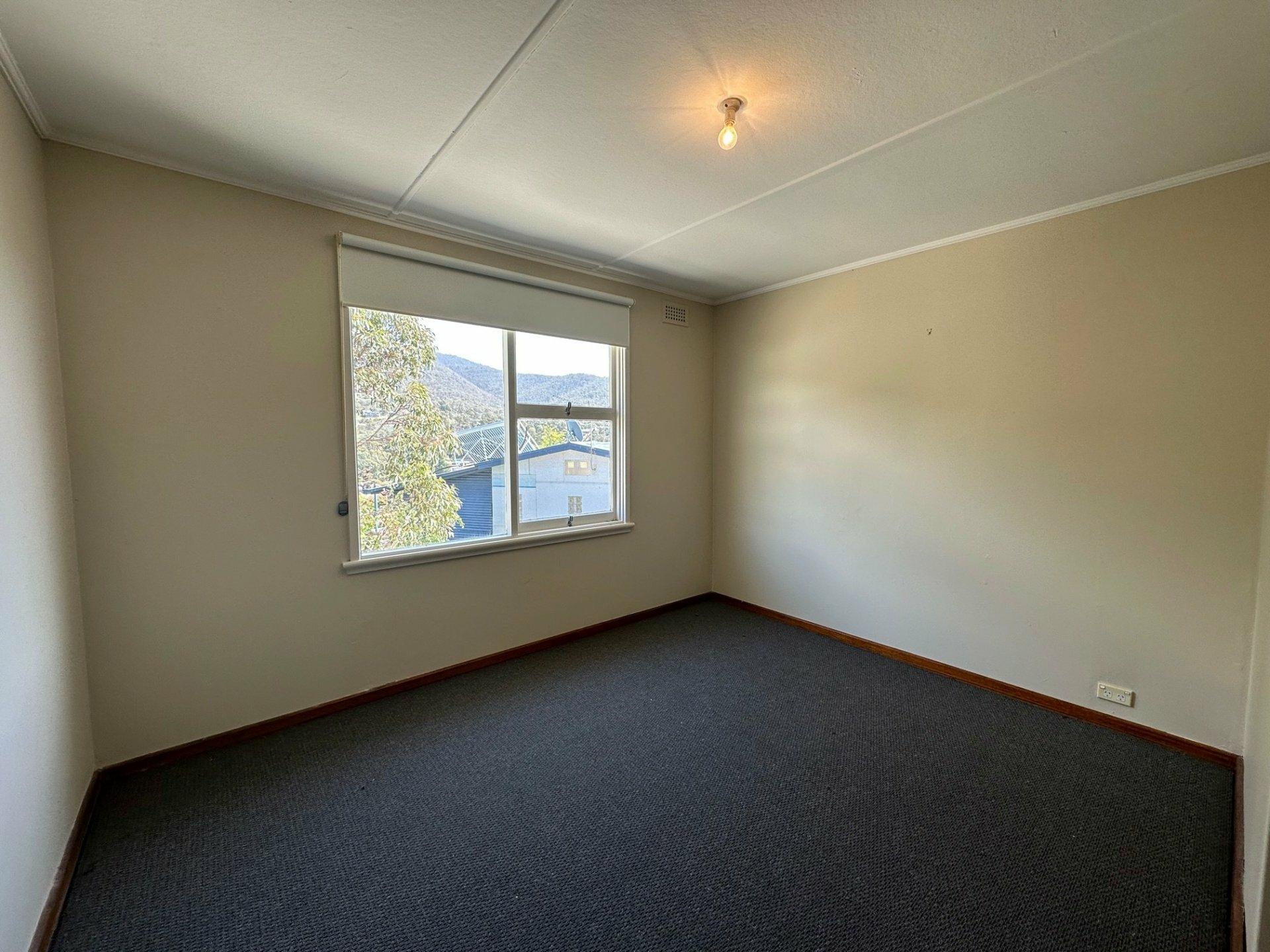 25 Spring Street, CLAREMONT
