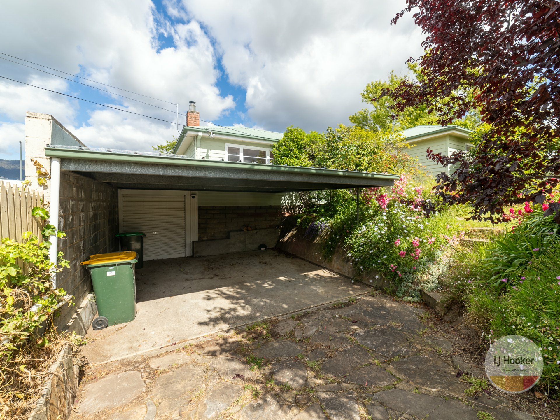 10 Amaroo Road, AUSTINS FERRY