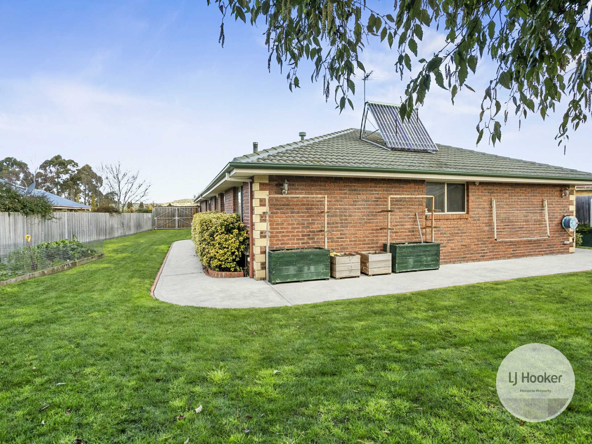 1 Iris Court, KINGSTON