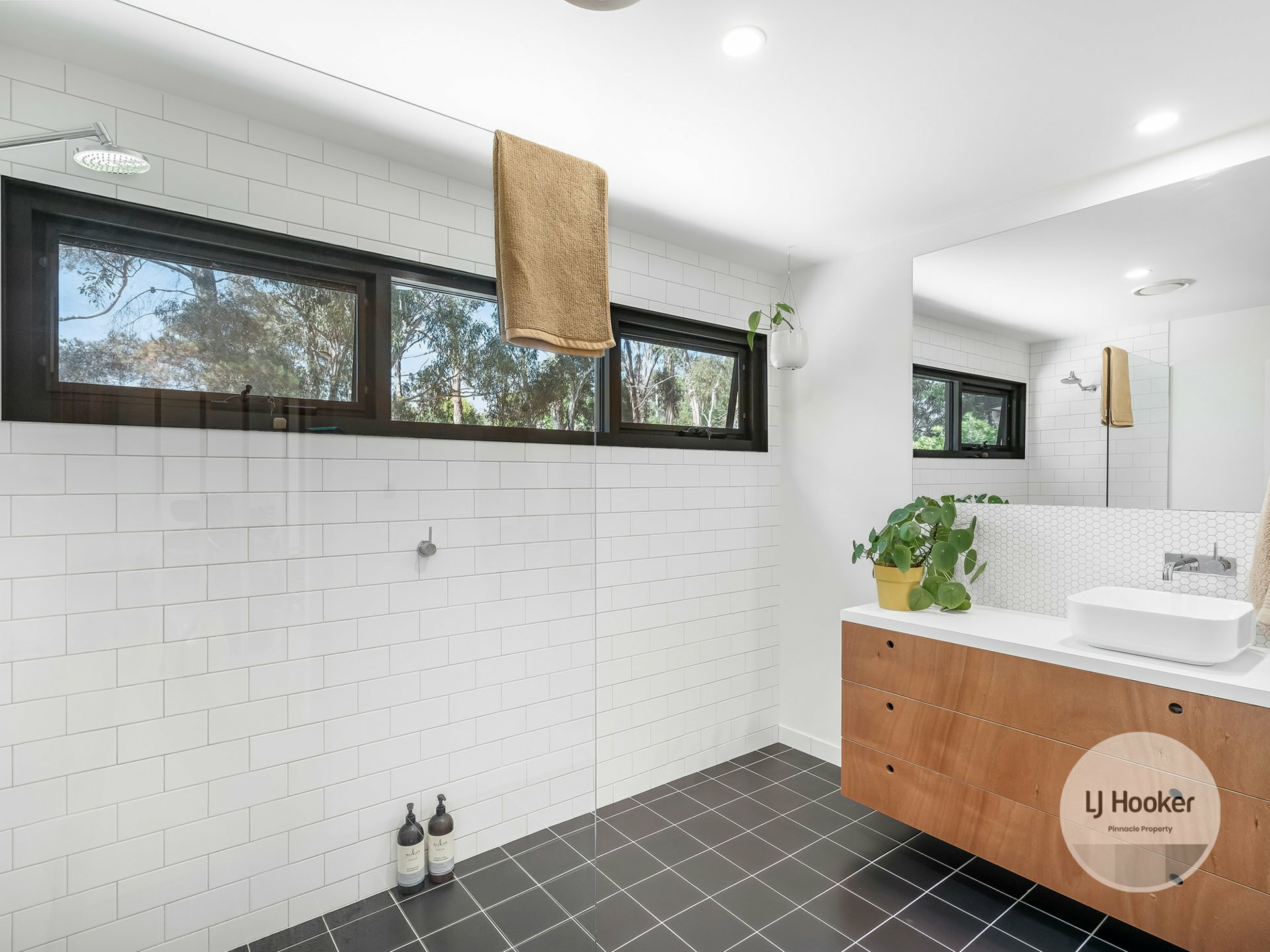 54 Channel Highway, TAROONA