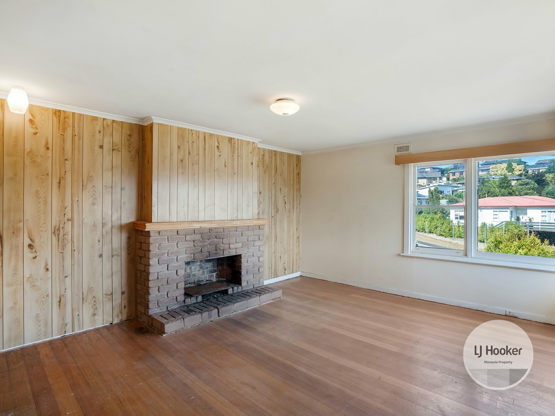 97 Gordons Hill Road Lindisfarne TAS House for Sale LJ Hooker