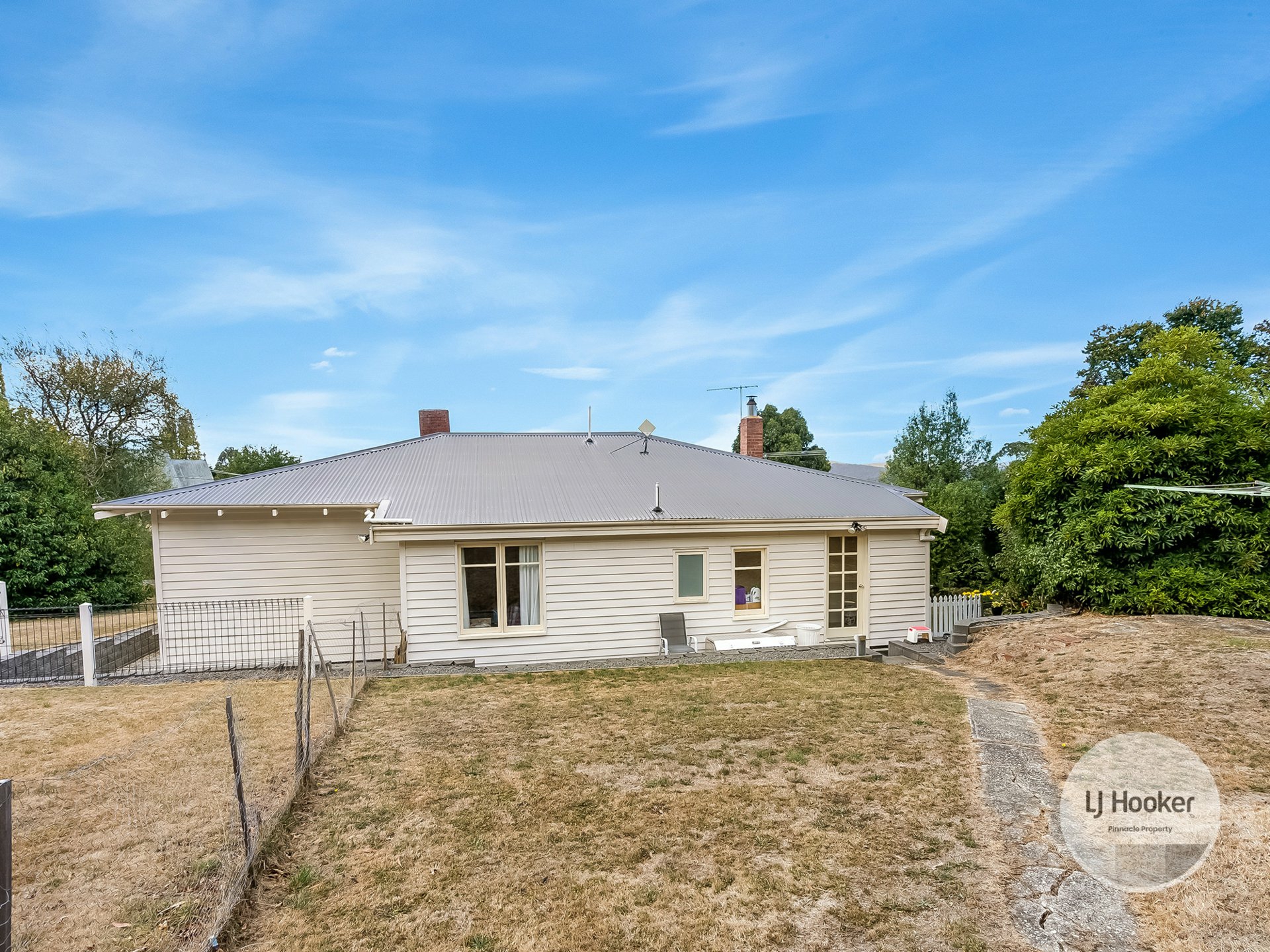 3 Potters Road, WOODBRIDGE