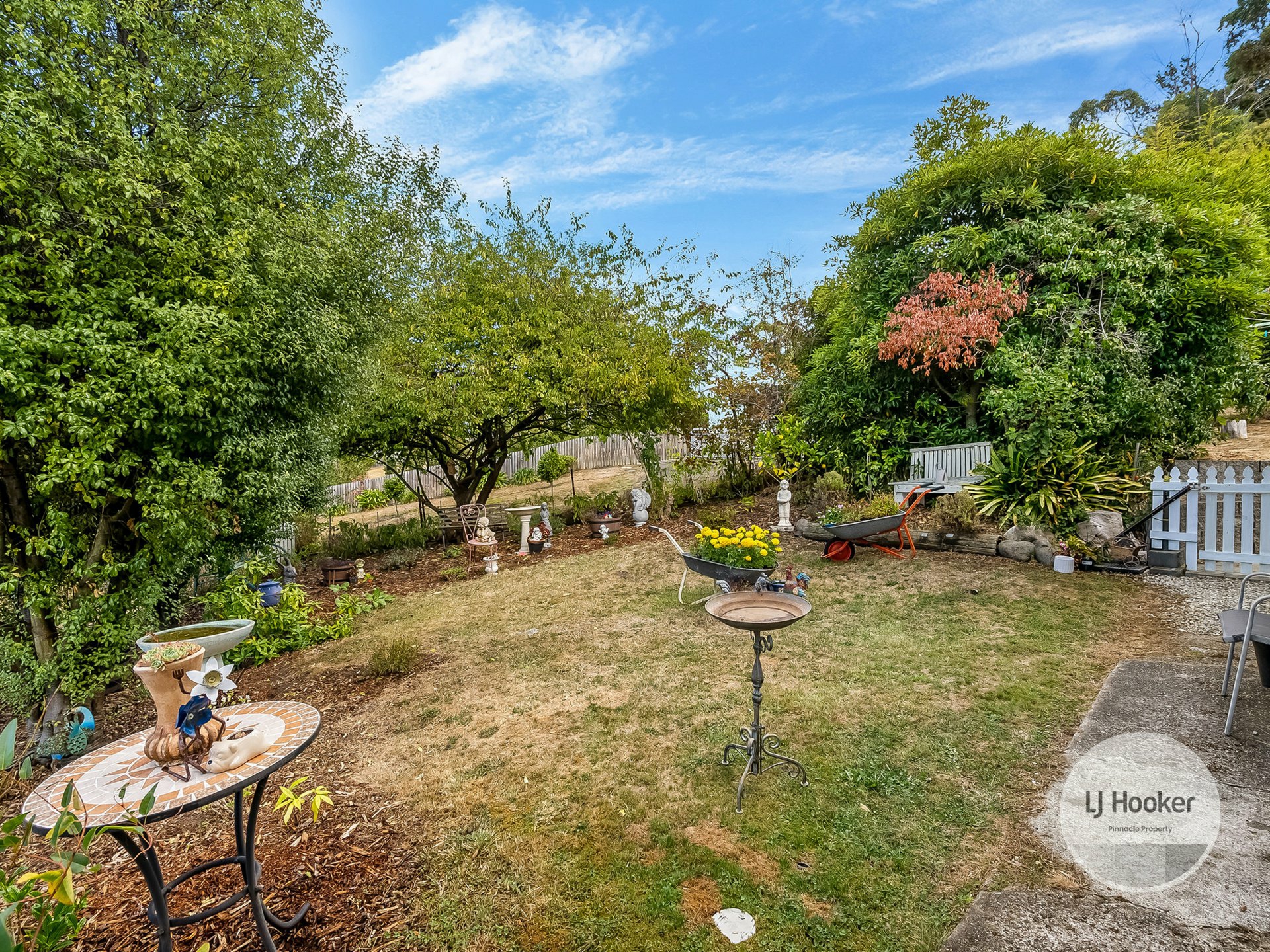 3 Potters Road, WOODBRIDGE